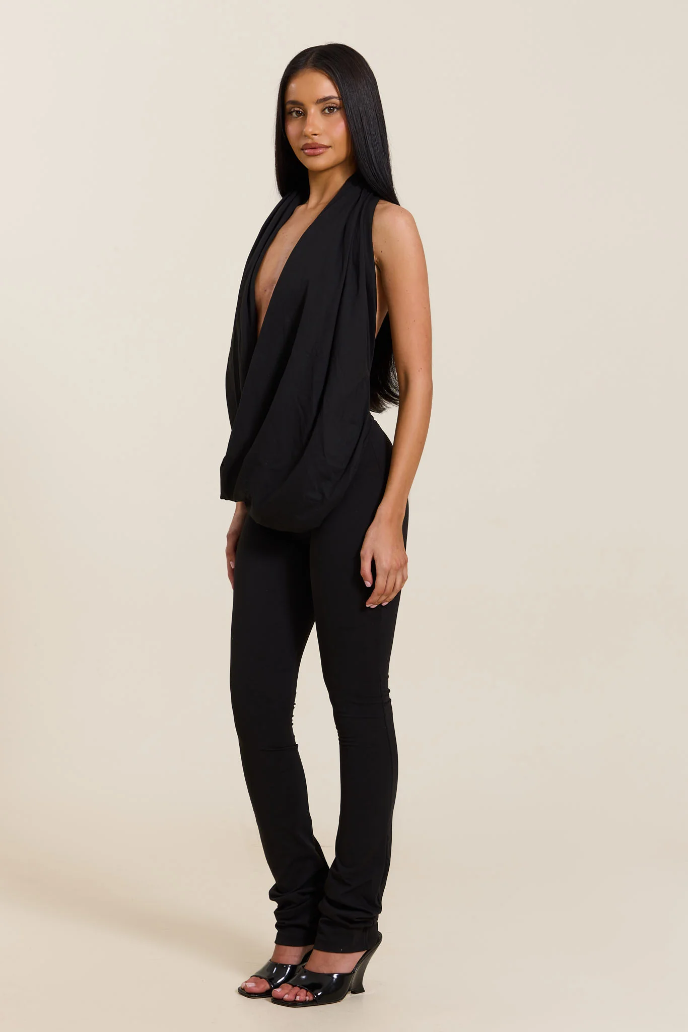 Leia Trousers in Black