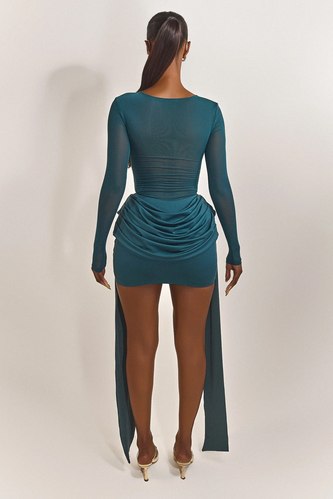 2251-the-yara-skirt-in-teal-10.webp The Yara Skirt in Teal