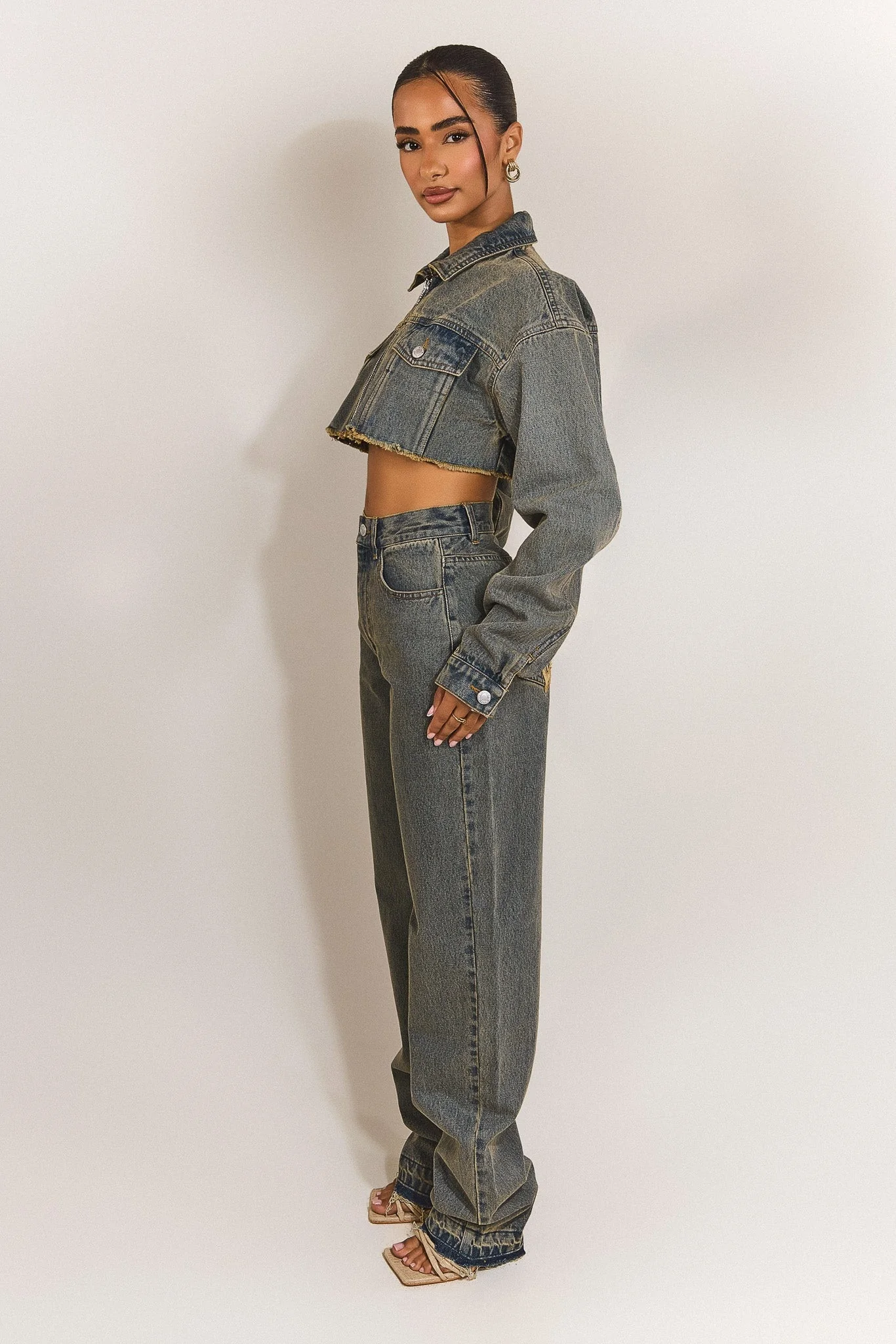 227-the-kali-jeans-4.webp The Kali Jeans