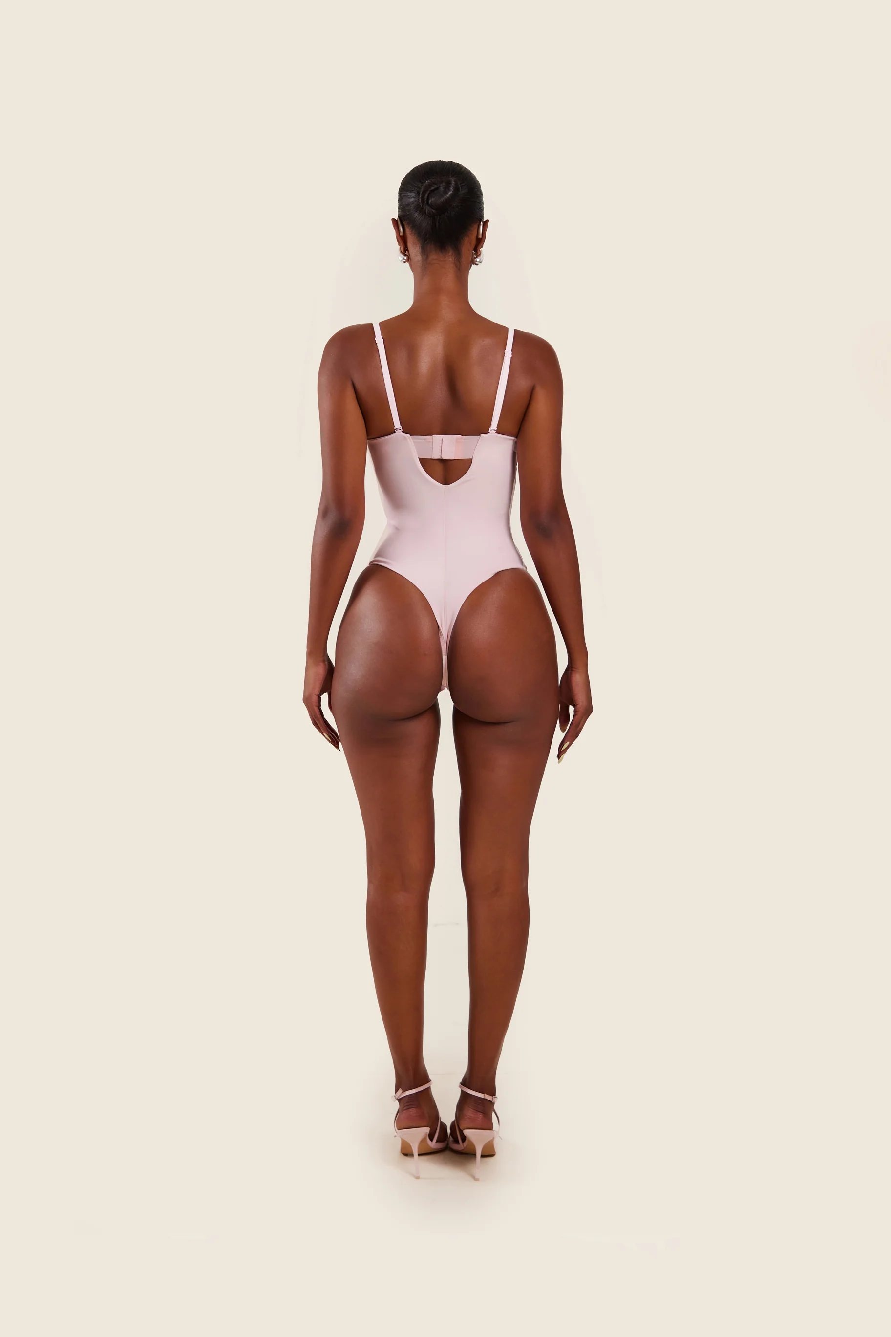 2352-the-sculpt-bodysuit-in-baby-pink-11.webp The Sculpt Bodysuit in Baby Pink