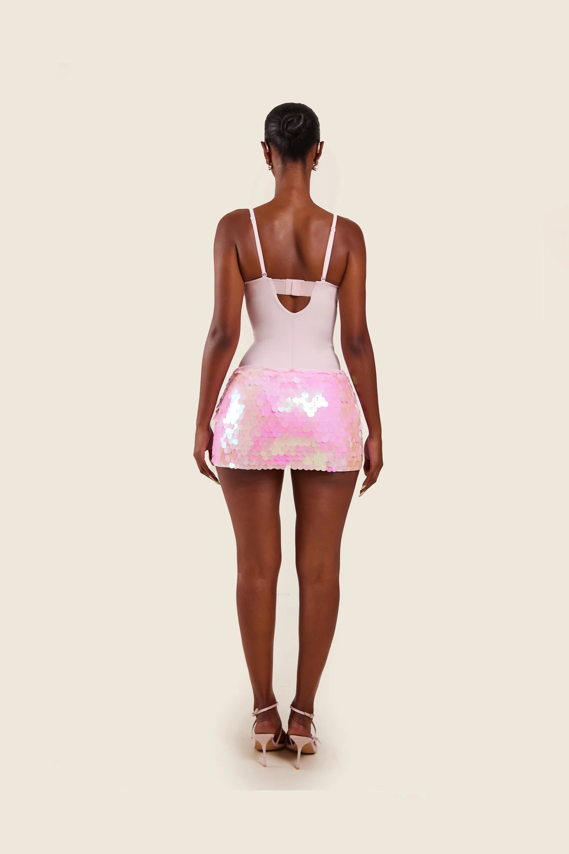 2352-the-sculpt-bodysuit-in-baby-pink-8.webp The Sculpt Bodysuit in Baby Pink