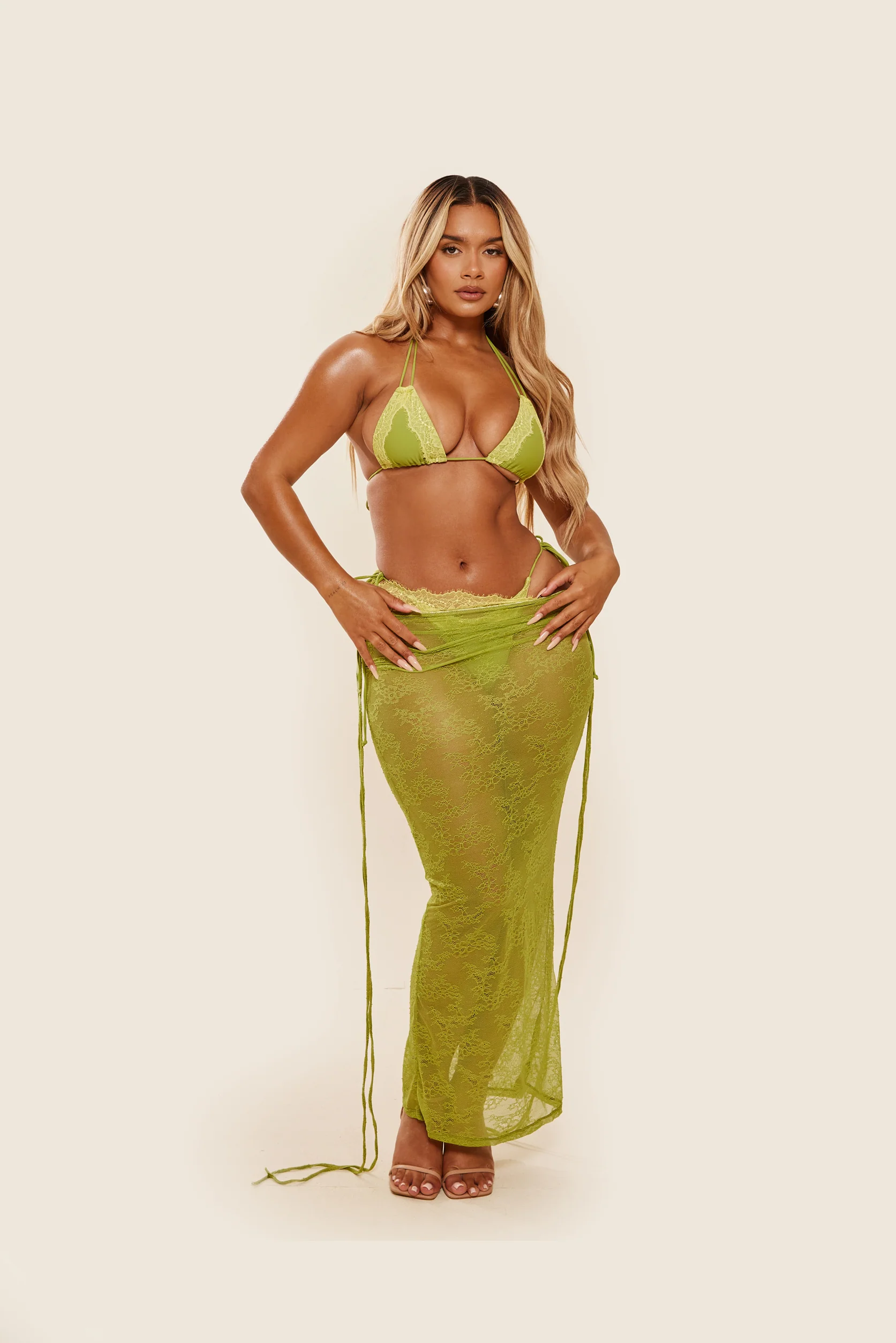 2521-the-ray-maxi-in-green-7.webp The Ray Maxi in Green