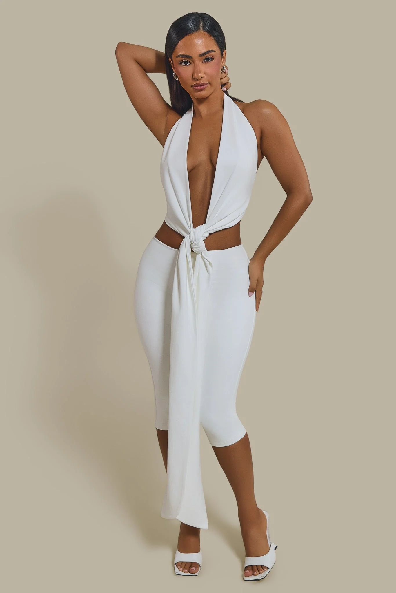 2612-the-maryam-capri-leggings-in-white-1.webp The Maryam Capri Leggings in White