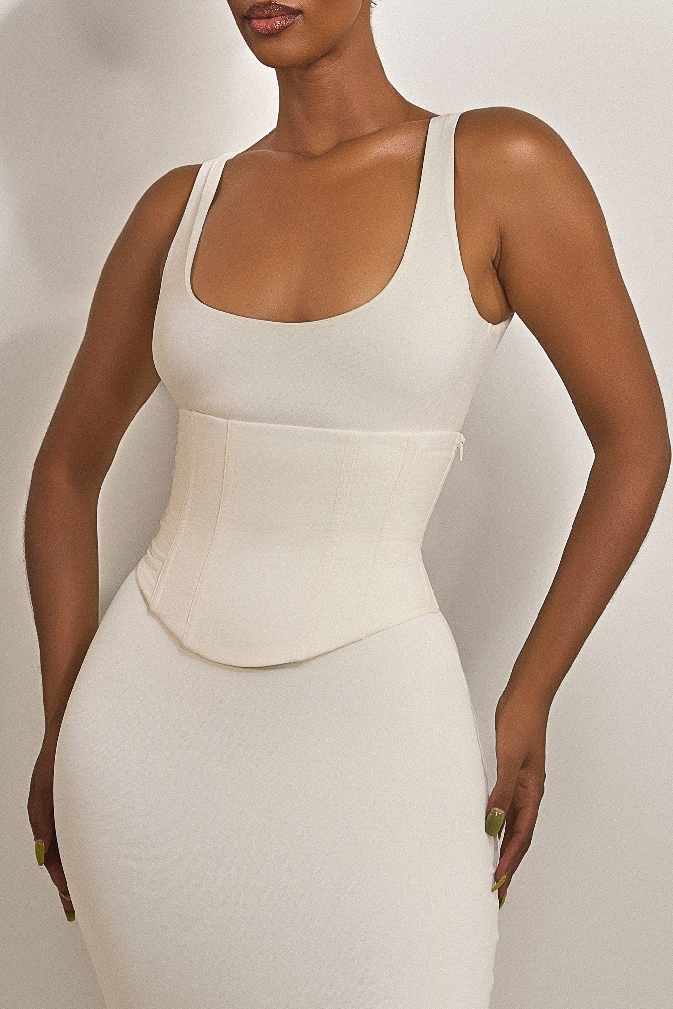 The Sandra Scoop Maxi in Cream