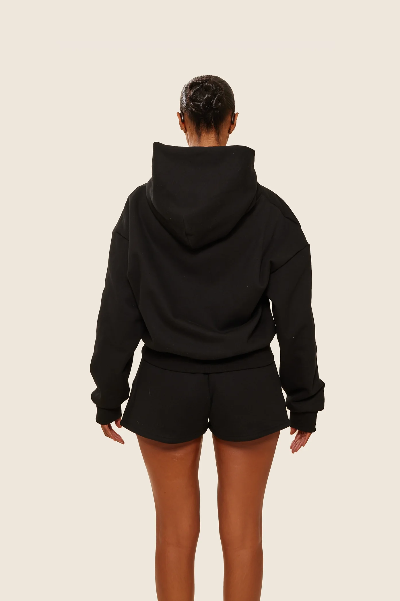 3341-the-classics-shorts-in-black-7.webp The Classics Shorts in Black