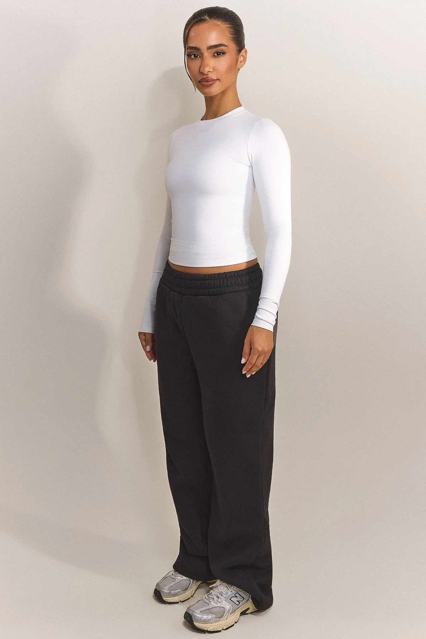 3416-the-sculpt-long-sleeve-top-in-white-3.webp The Sculpt Long Sleeve Top in White