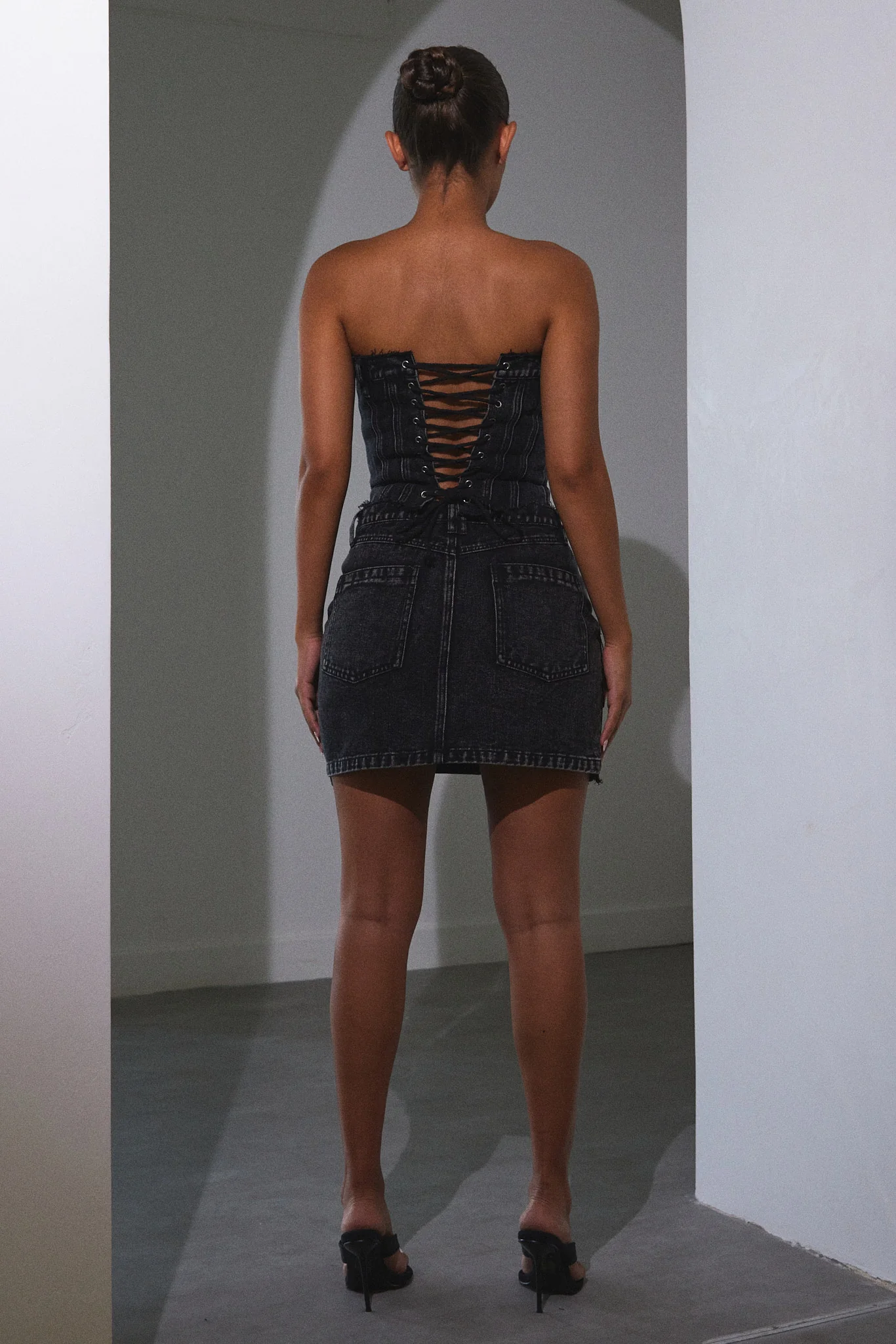 3628-distressed-denim-skirt-in-dark-wash-3.webp Distressed Denim Skirt in Dark Wash