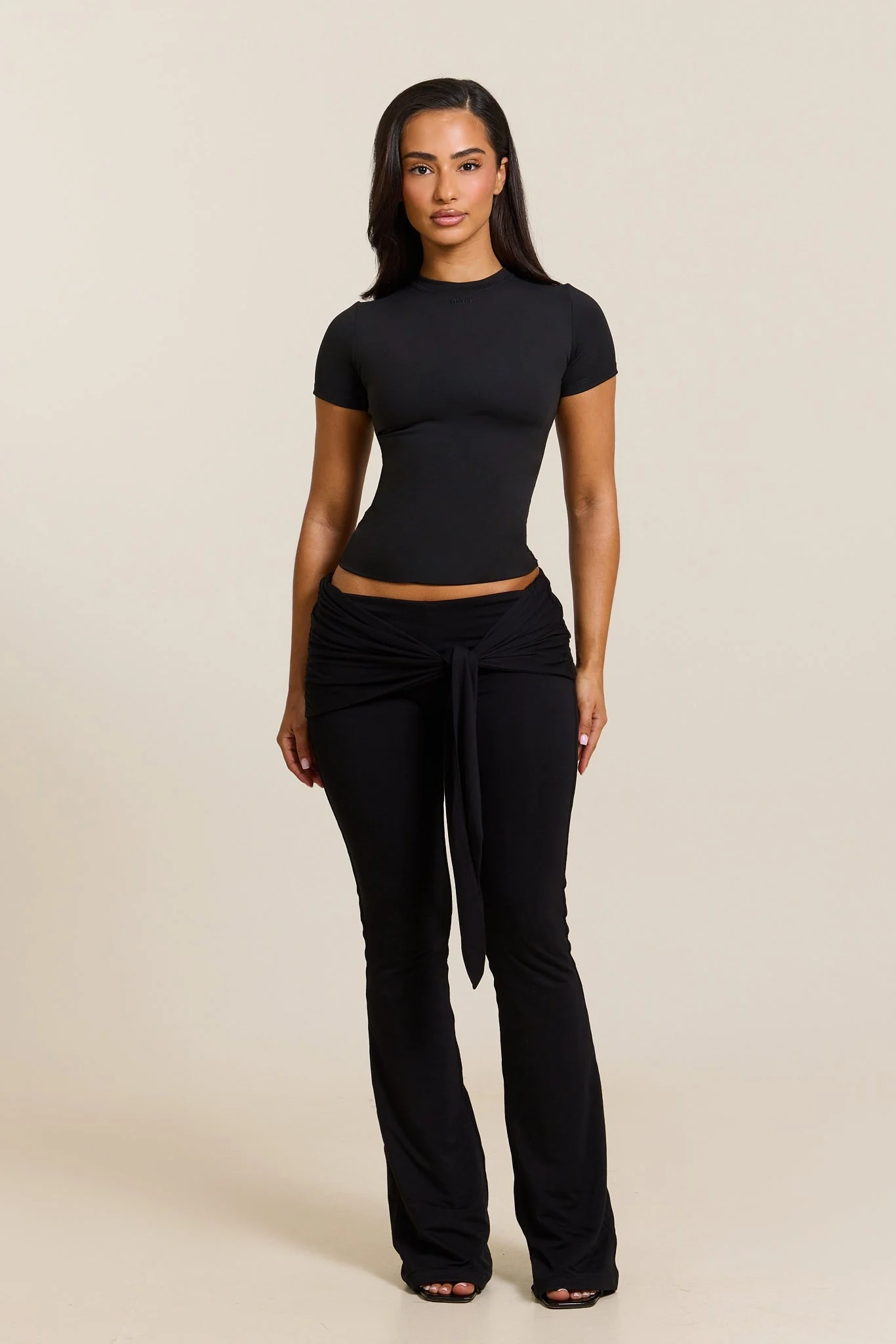 3824-the-sculpt-short-sleeve-top-in-black-2.webp The Sculpt Short Sleeve Top in Black