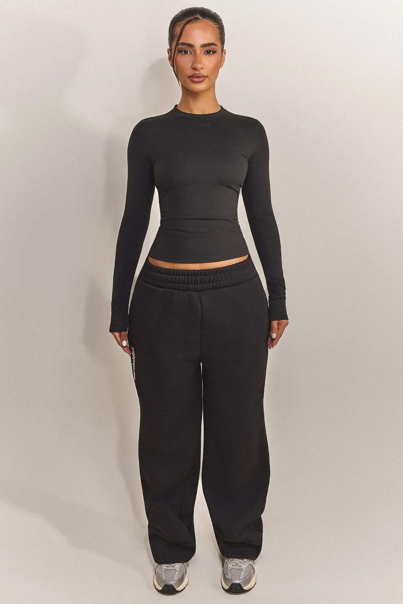 3850-the-sculpt-long-sleeve-top-in-black-1.webp The Sculpt Long Sleeve Top in Black