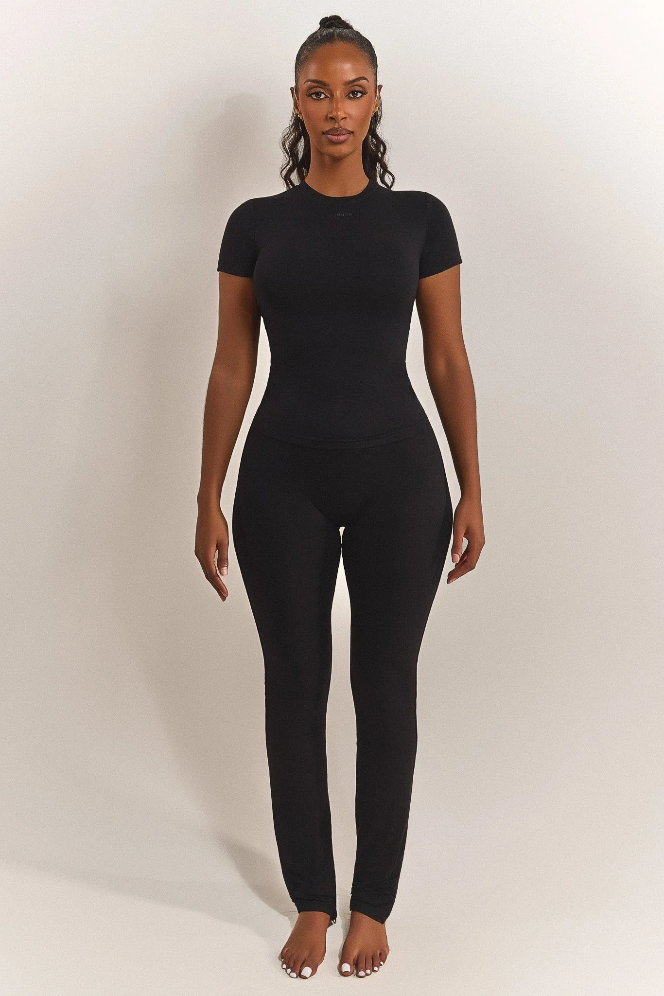4346-the-short-sleeve-cotton-top-in-black-3.webp The Short Sleeve Cotton Top in Black