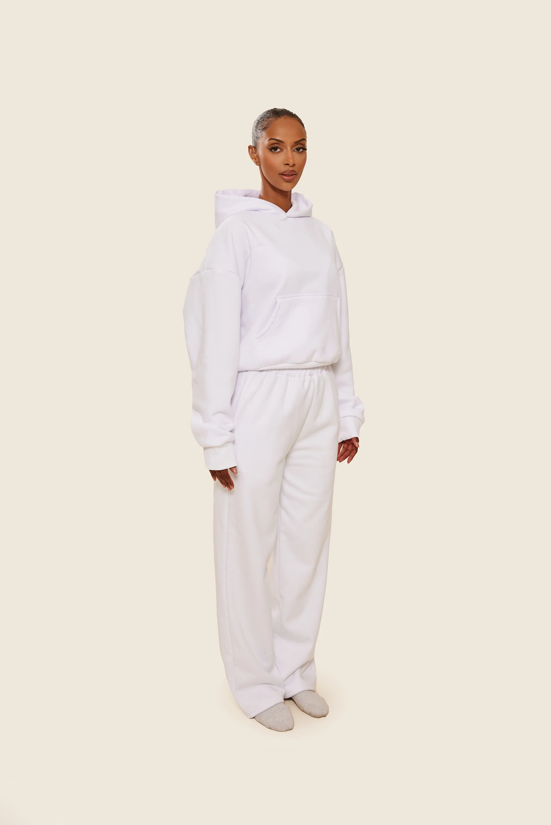 4366-the-classics-hoodie-in-white-2.webp The Classics hoodie in White