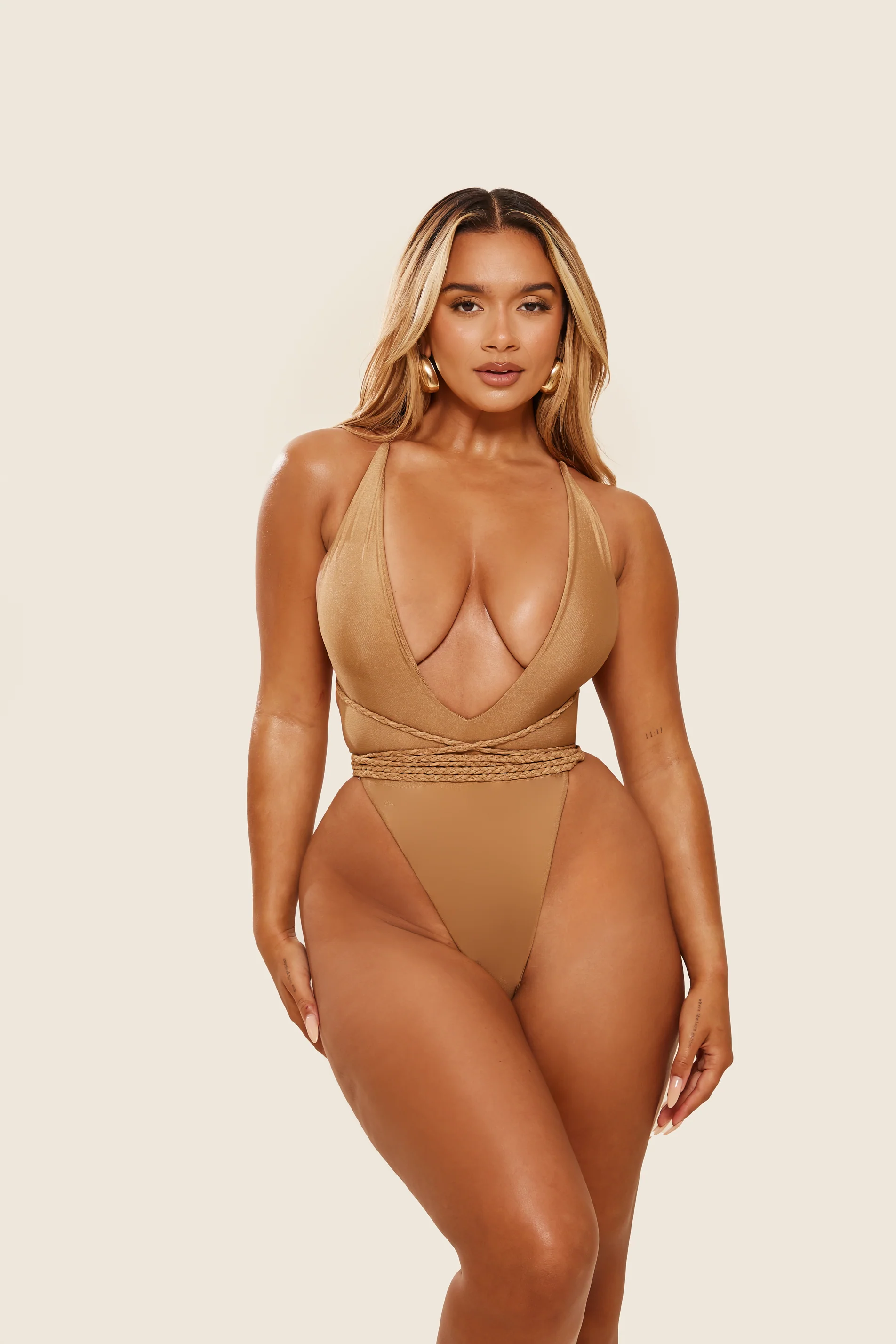 4398-fishtail-swim-in-bronze-1.webp Fishtail Swim in Bronze