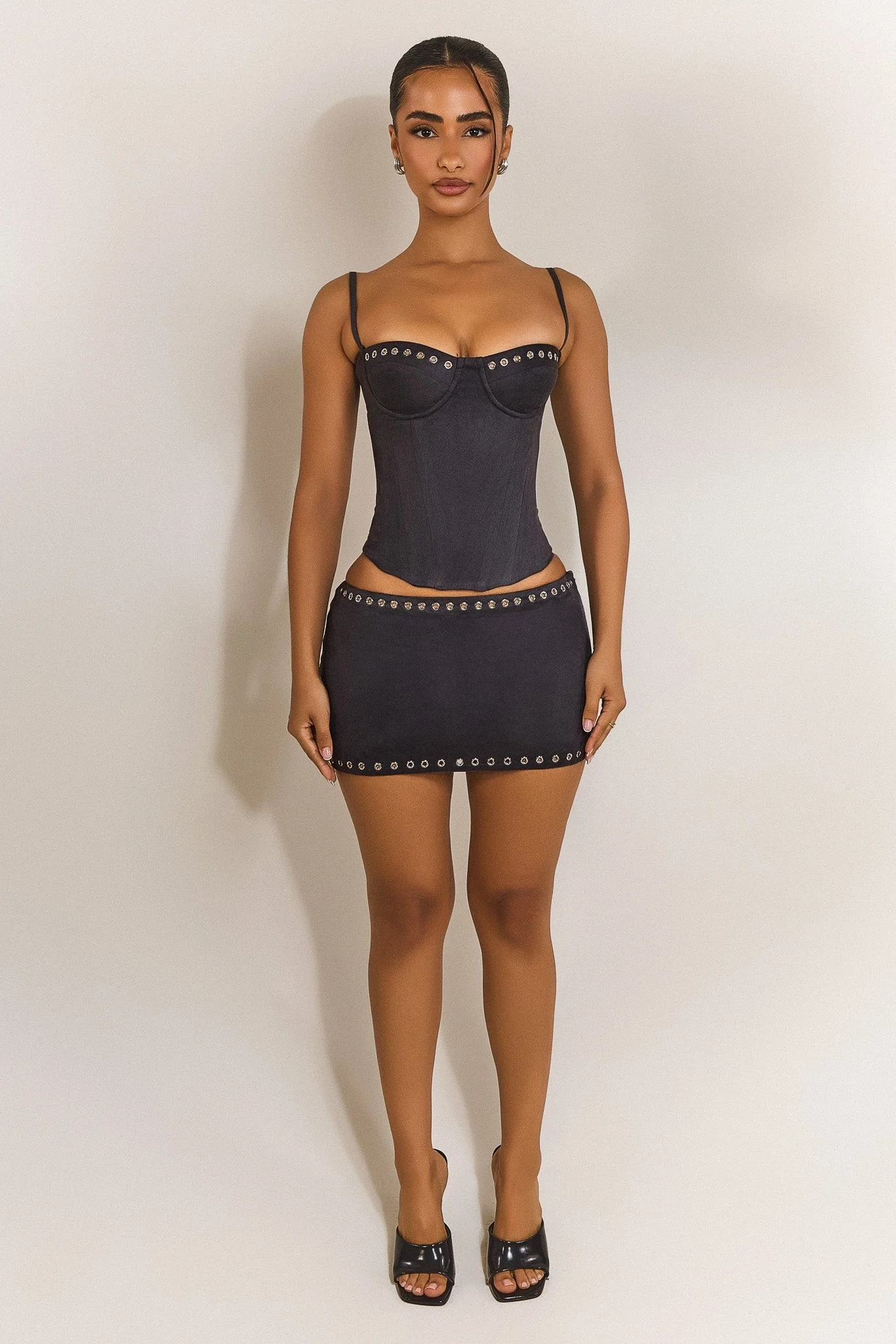 443-the-nyomi-set-2.webp The Nyomi Set