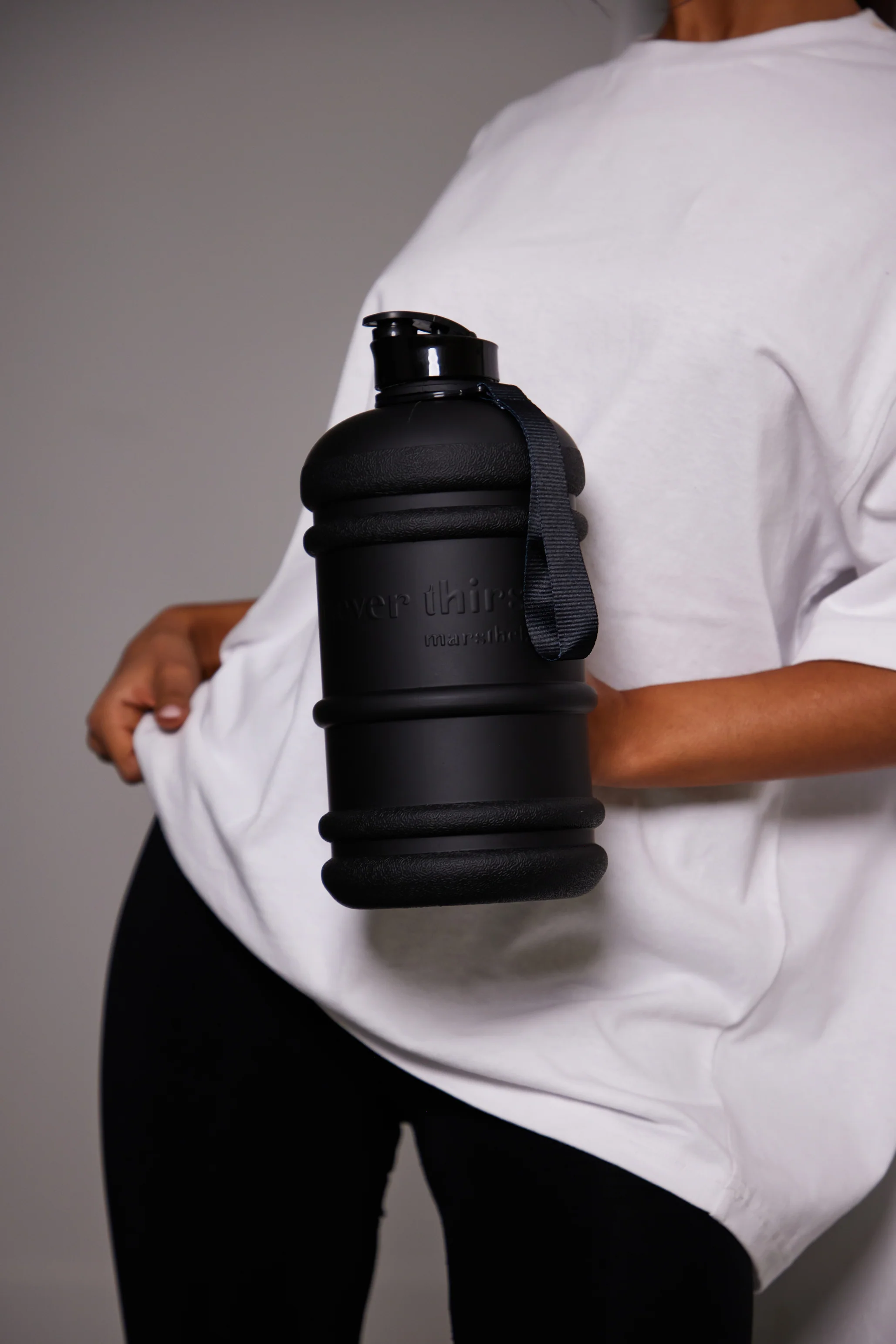 5077-never-thirsty-water-bottle-5.webp Never Thirsty Water Bottle