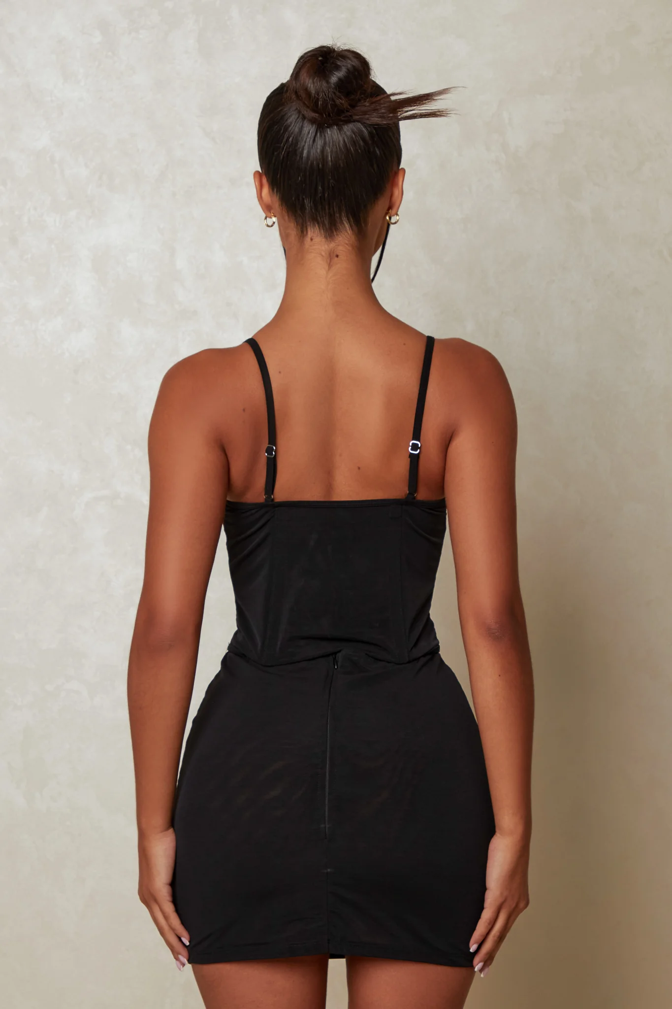 5405-the-contour-set-in-black-7.webp The Contour Set in Black