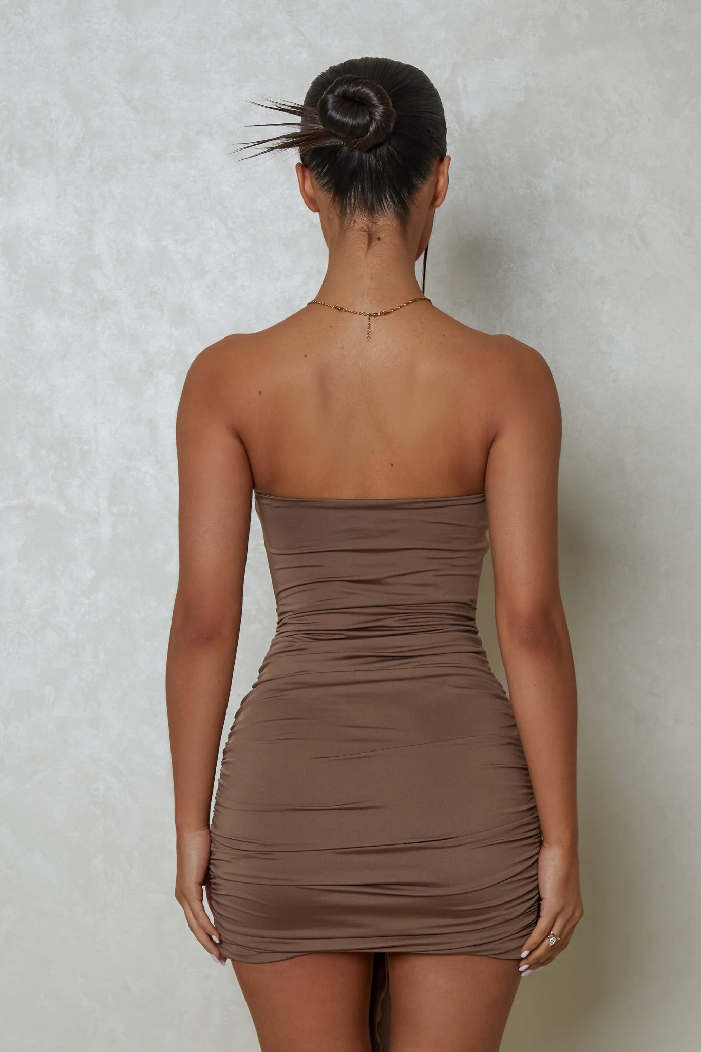 5463-the-knot-bandeau-mini-in-mocha-8.webp The Knot Bandeau Mini in Mocha