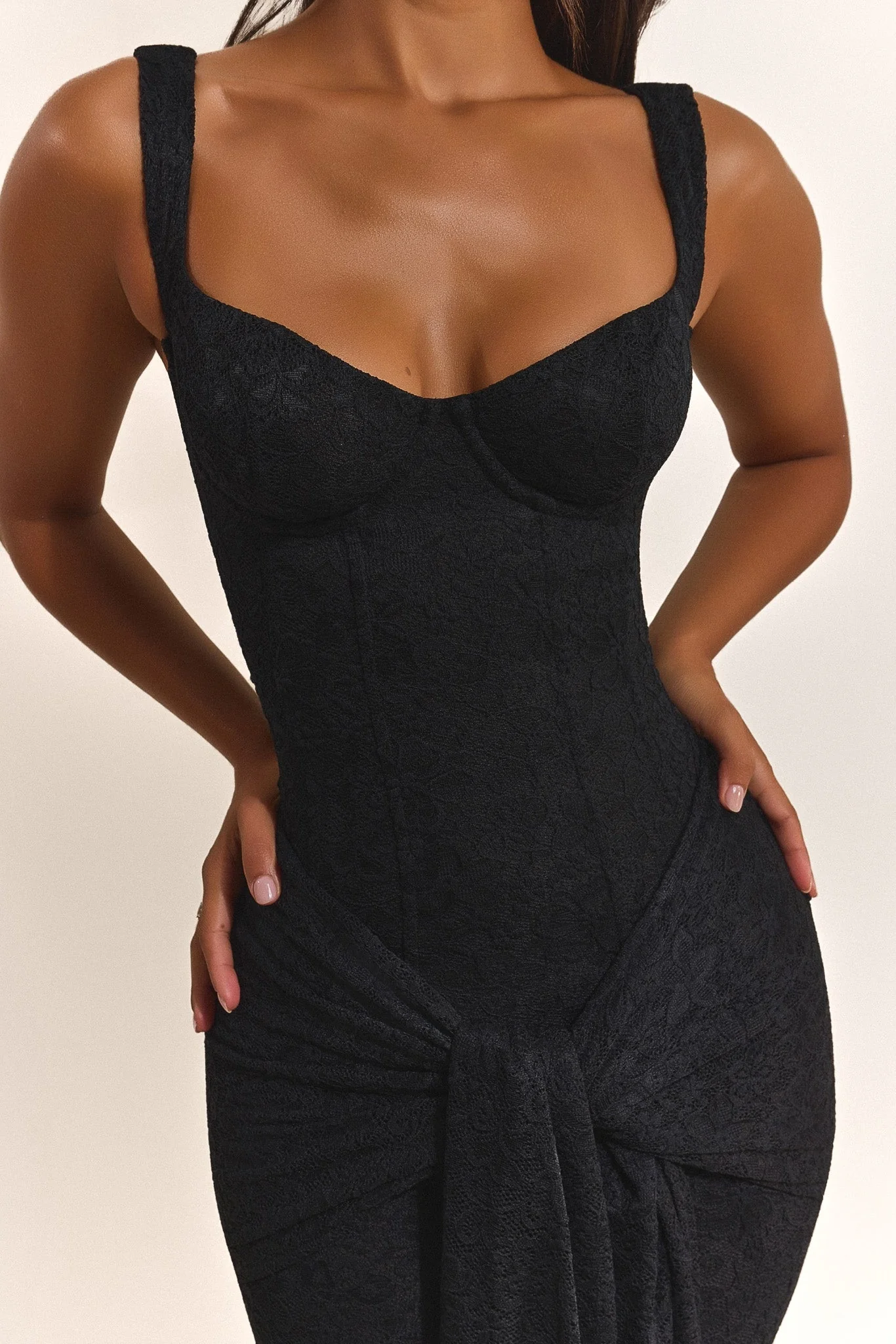 555-the-tie-front-maxi-dress-in-black-4.webp The Tie Front Maxi Dress in Black