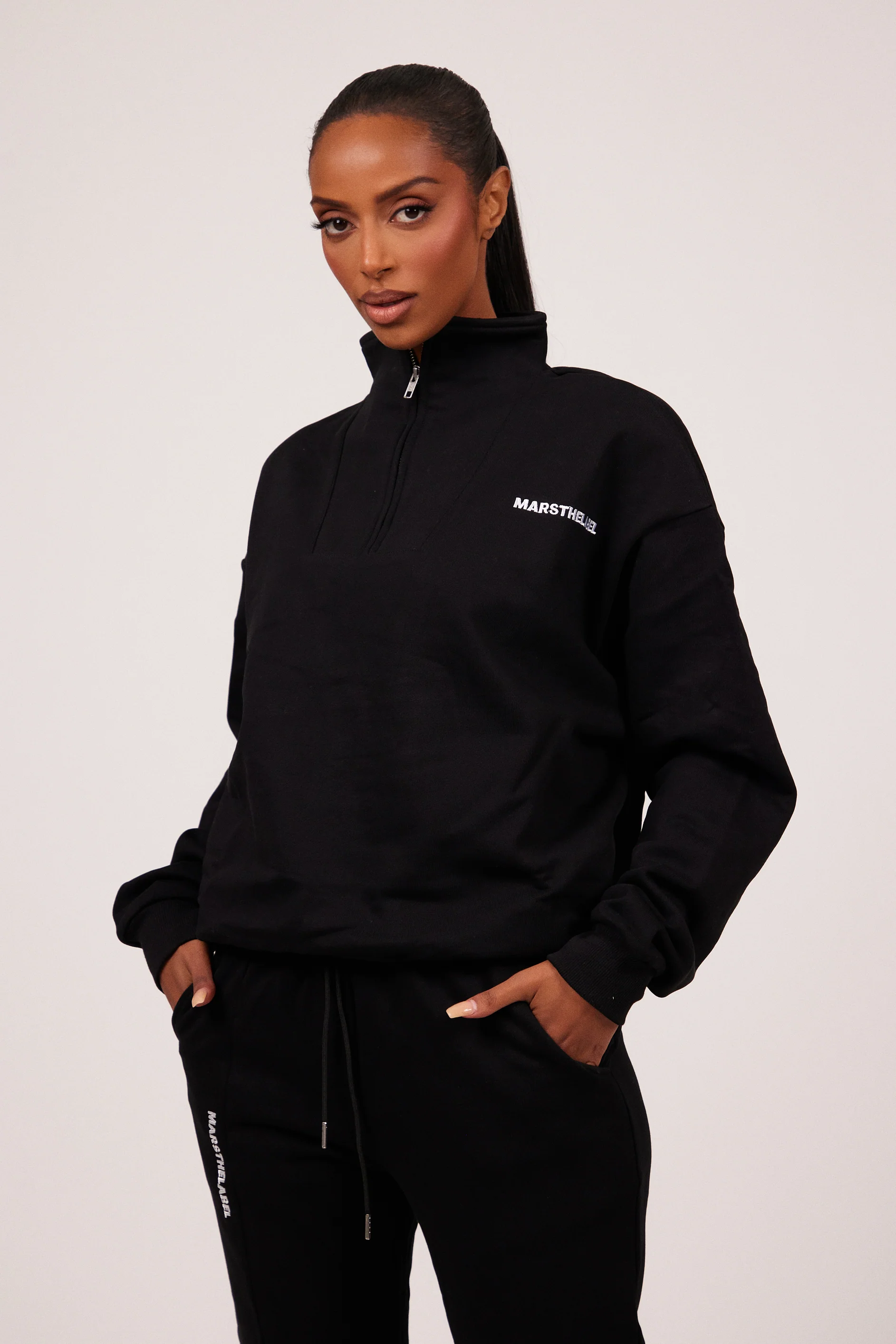 5608-the-essentials-quarter-zip-in-black-1.webp The Essentials Quarter Zip in Black