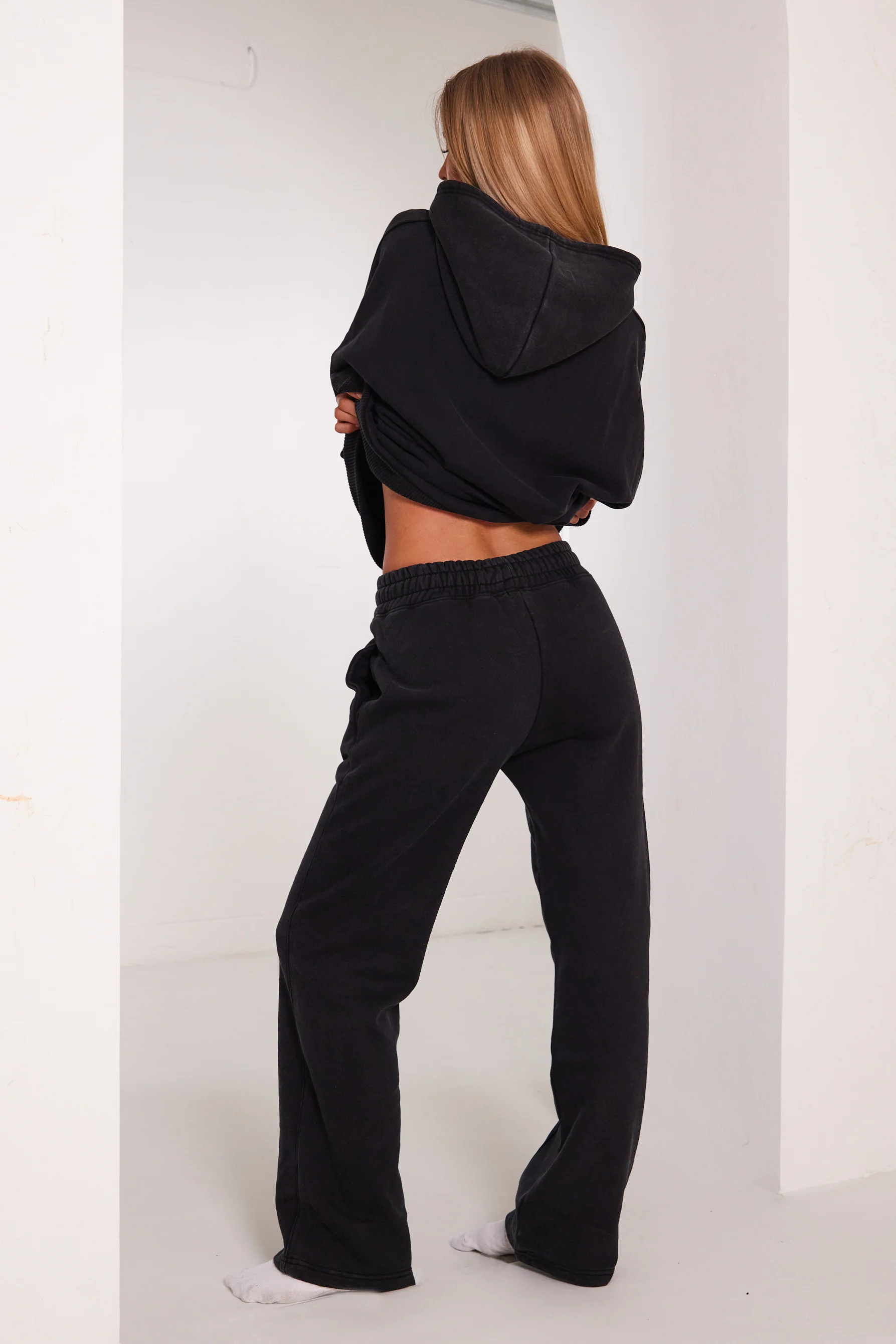 5819-the-embossed-joggers-in-charcoal-5.webp The Embossed Joggers in Charcoal