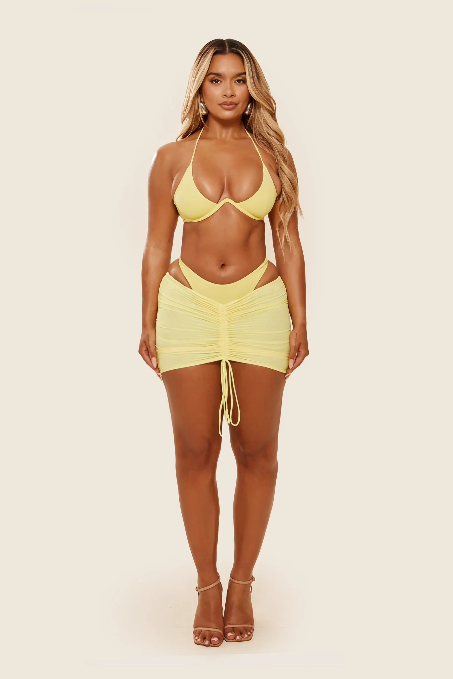 5942-the-palm-set-in-yellow-1.webp The Palm Set in Yellow