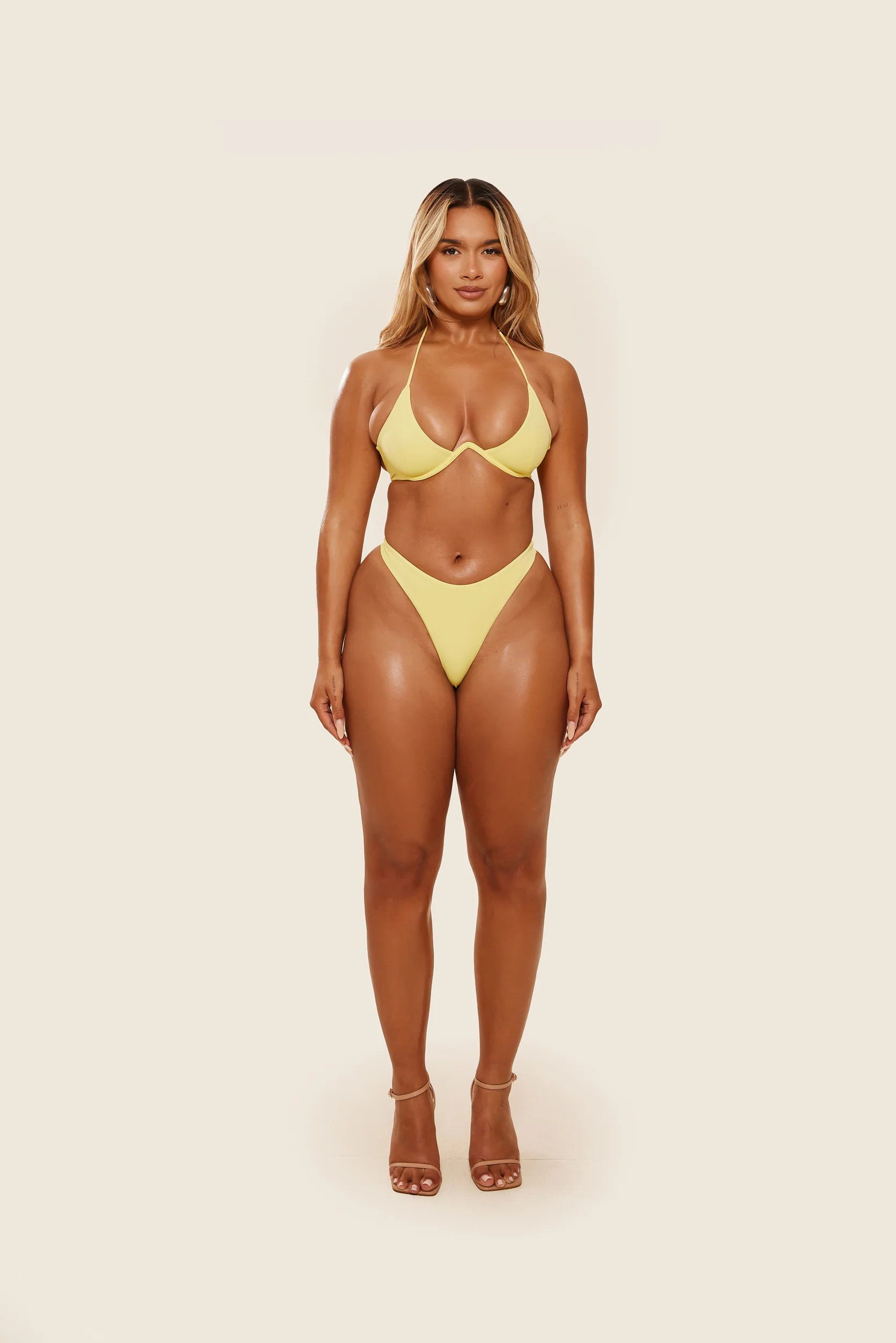 5942-the-palm-set-in-yellow-3.webp The Palm Set in Yellow