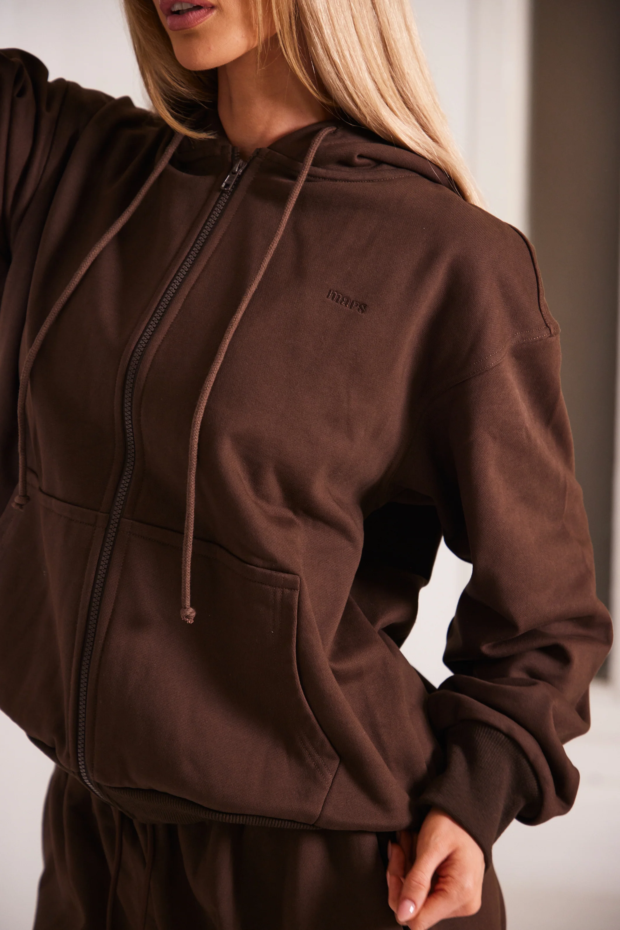 6062-the-basic-jacket-in-brown-6.webp The Basic Jacket in Brown