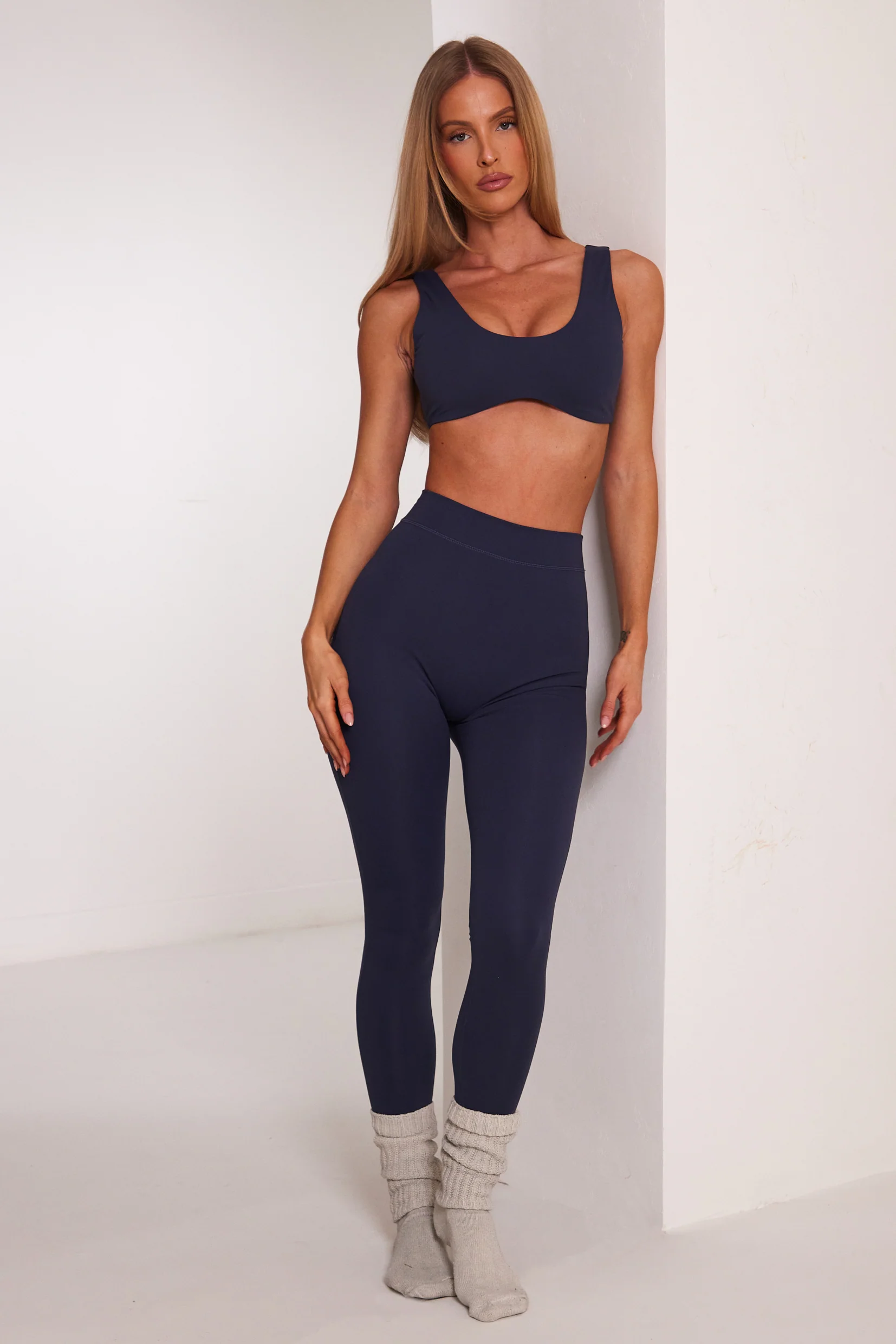 6088-the-sculpt-leggings-in-navy-2.webp The Sculpt Leggings in Navy