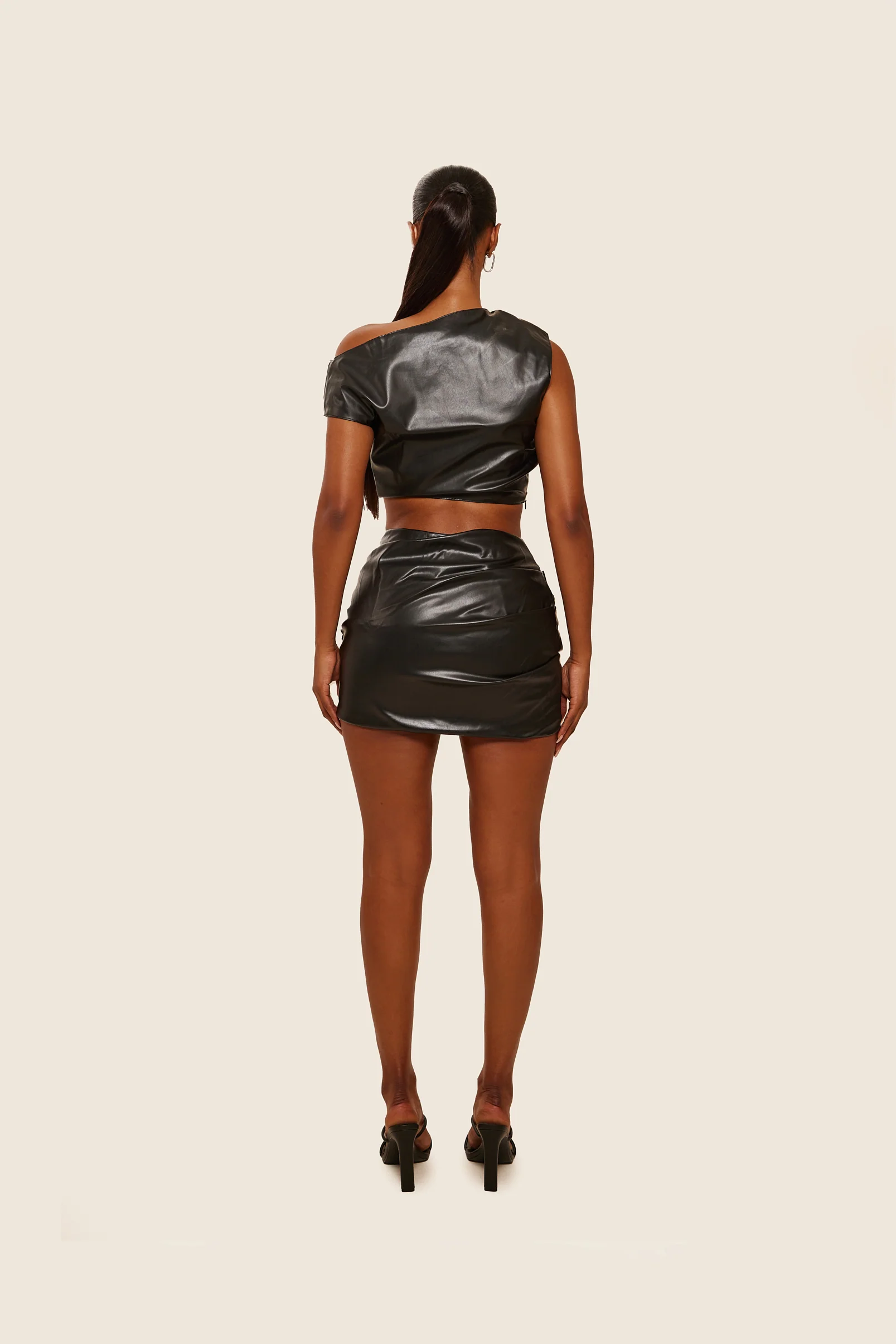 6416-the-leather-drape-set-in-black-6.webp The Leather Drape Set in Black