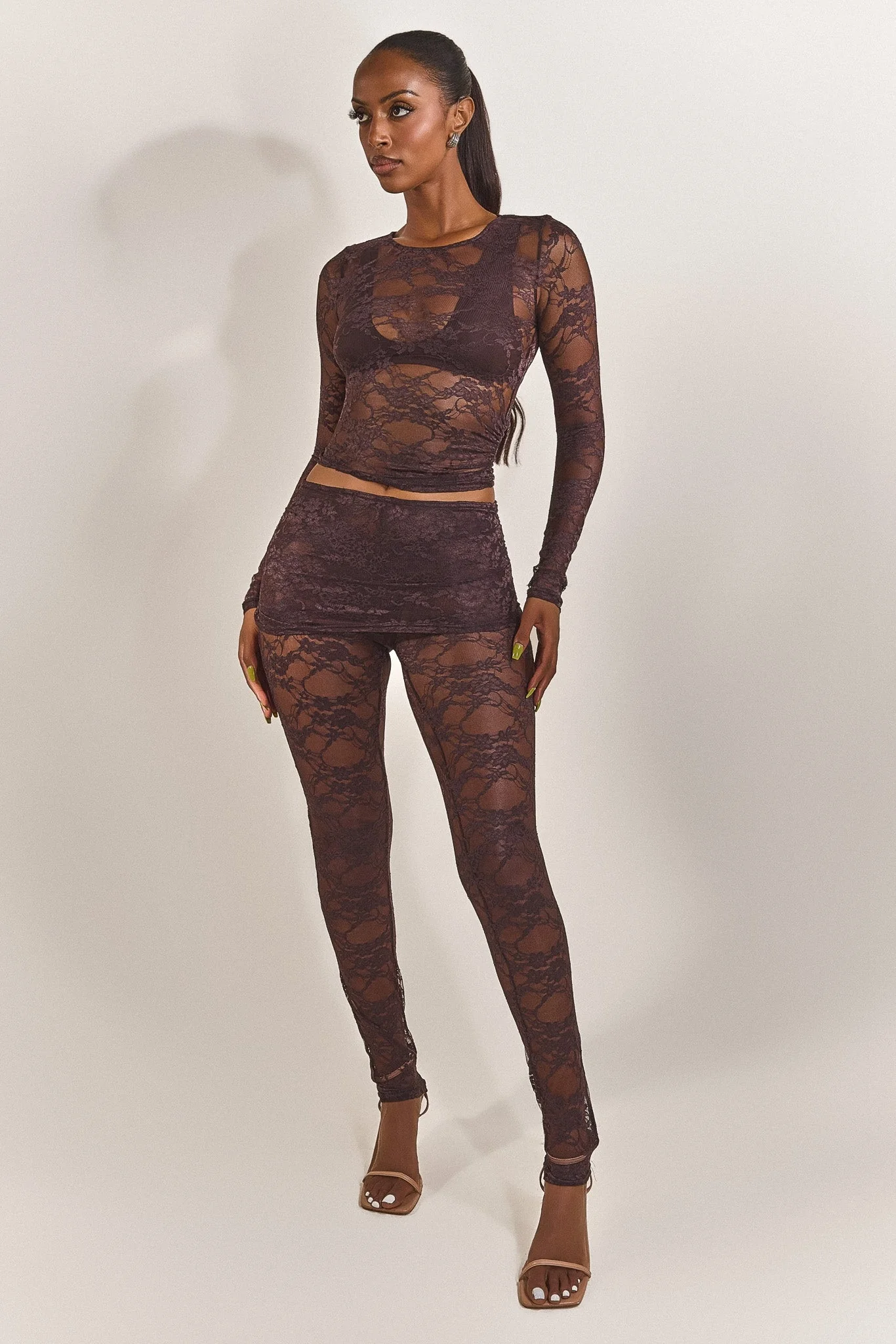 6607-the-caio-set-in-brown-2.webp The Caio Set in Brown