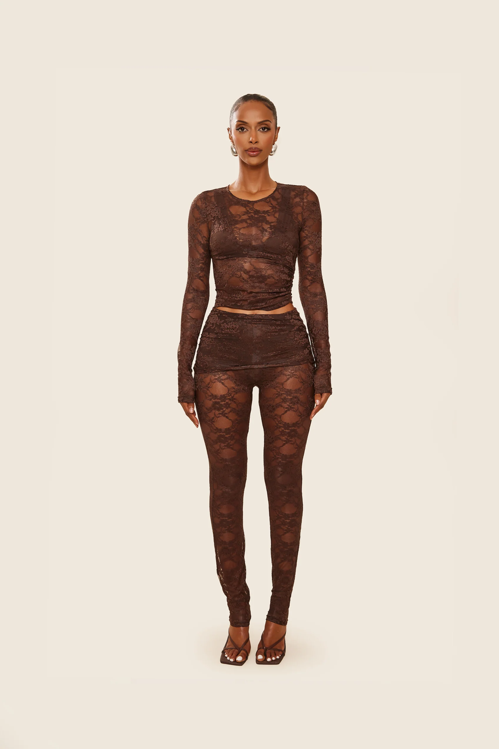 6607-the-caio-set-in-brown-6.webp The Caio Set in Brown