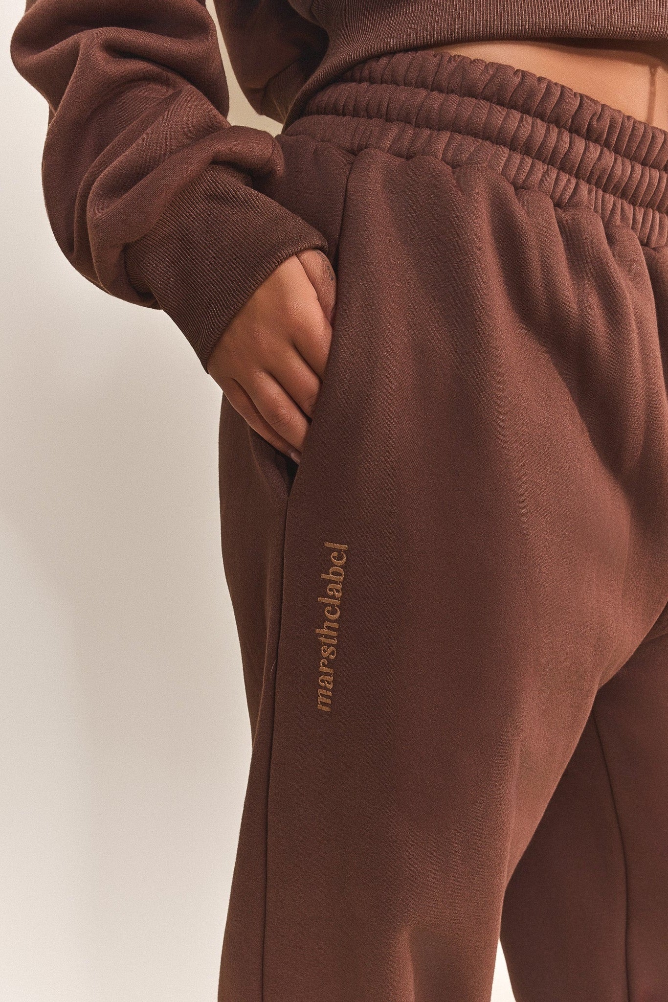 The Classics Cuffed Joggers in Brown