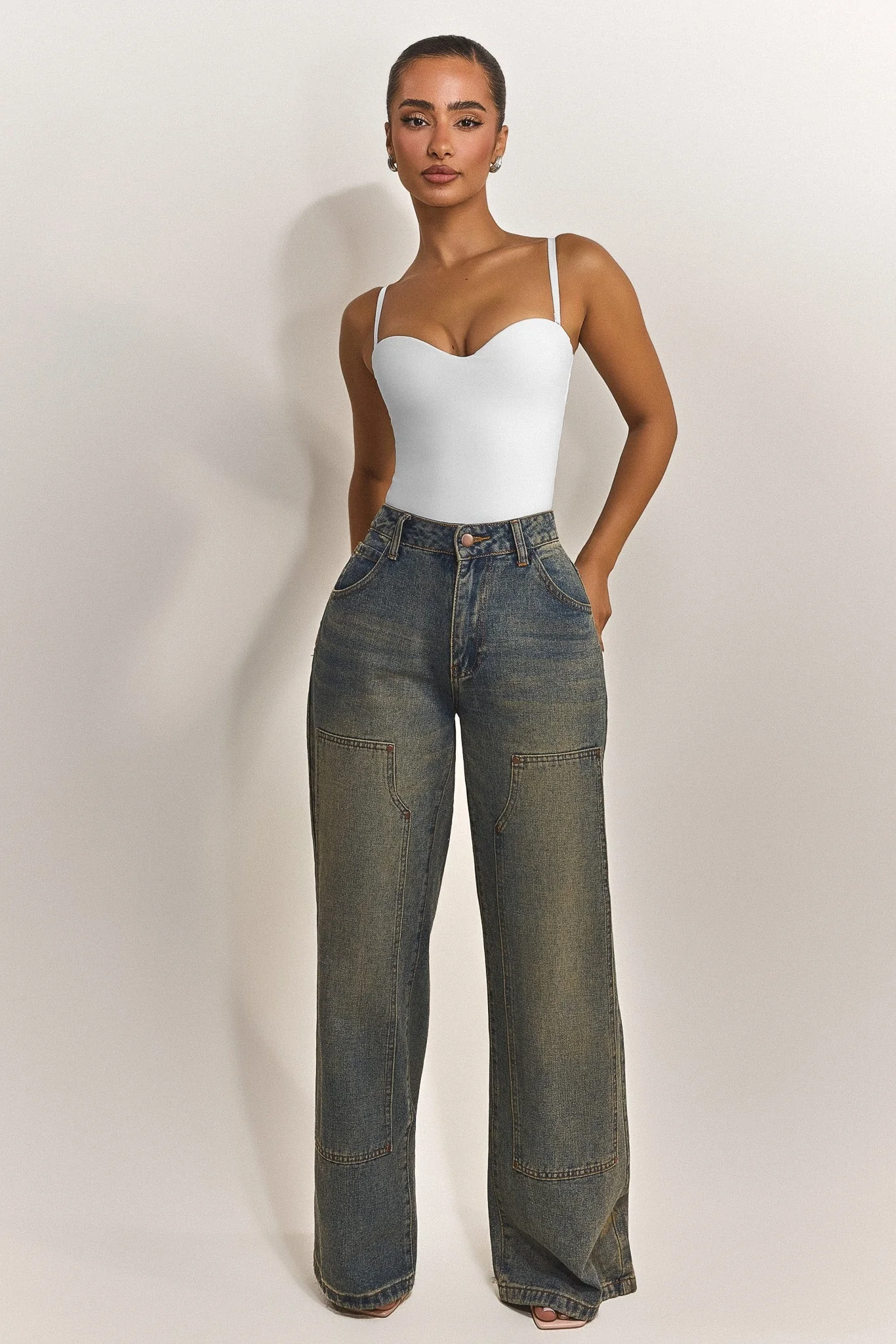 77-the-sculpt-bodysuit-in-white-1.webp The Sculpt Bodysuit in White