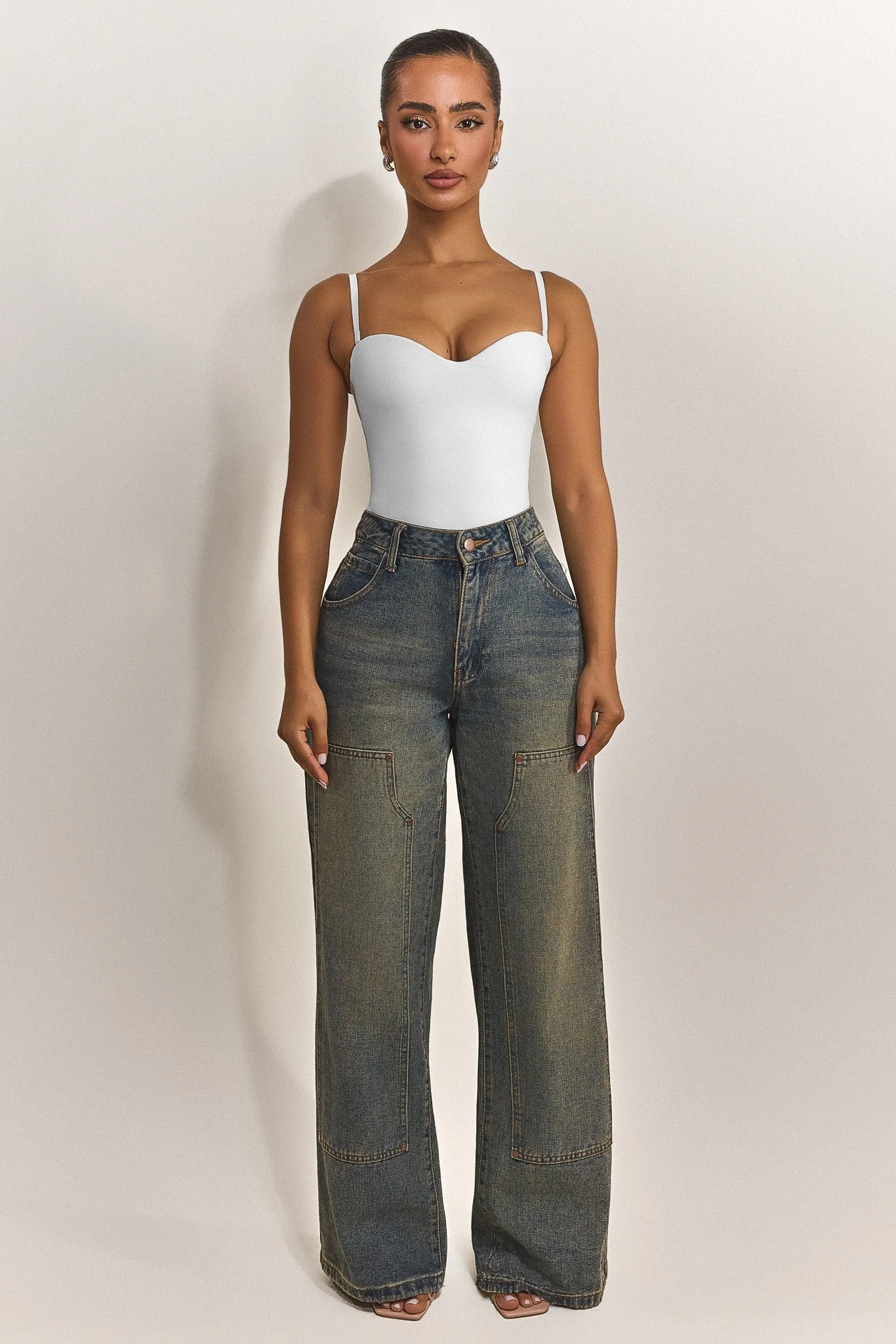 77-the-sculpt-bodysuit-in-white-2.webp The Sculpt Bodysuit in White