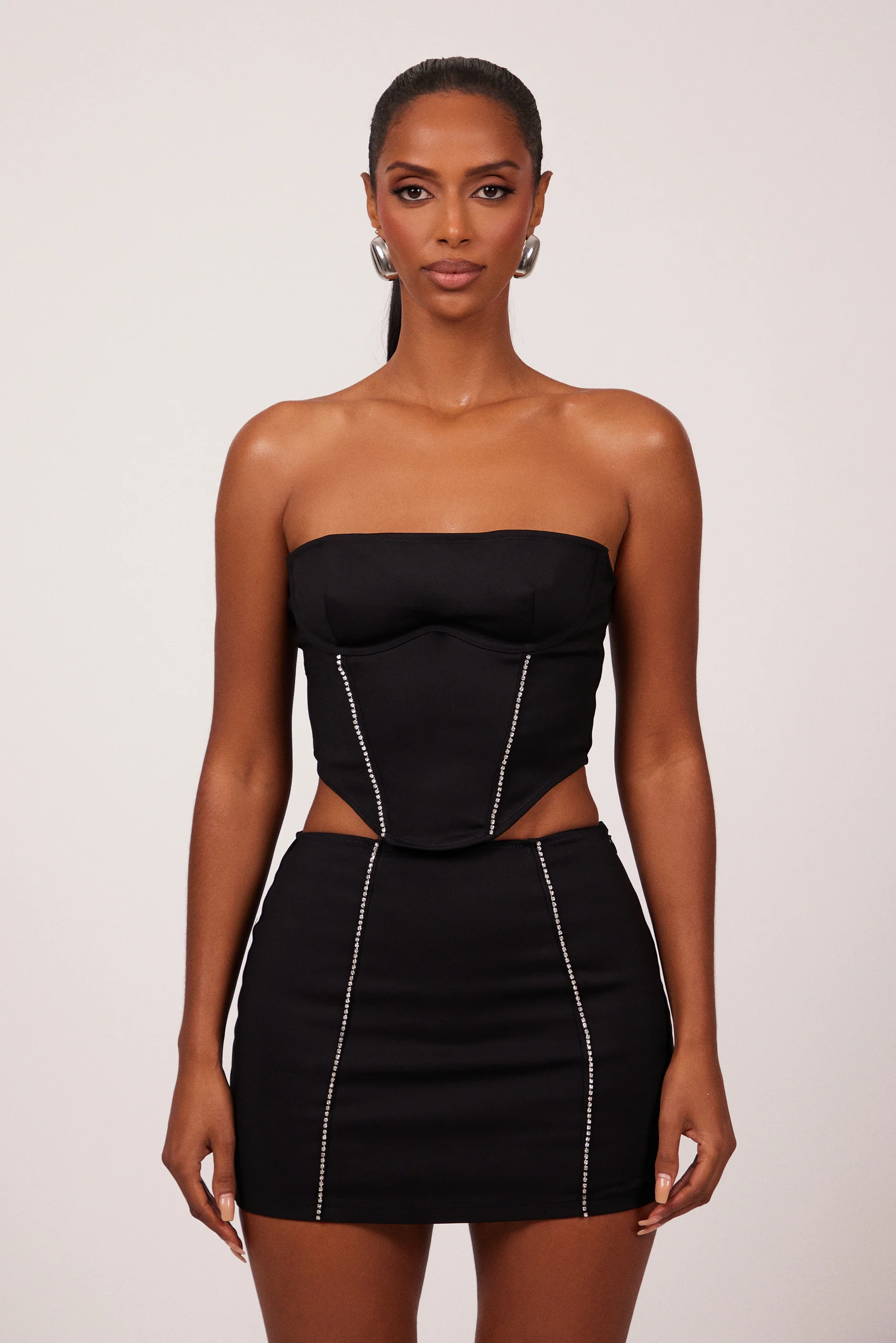 The Diamond Seam Set in Black