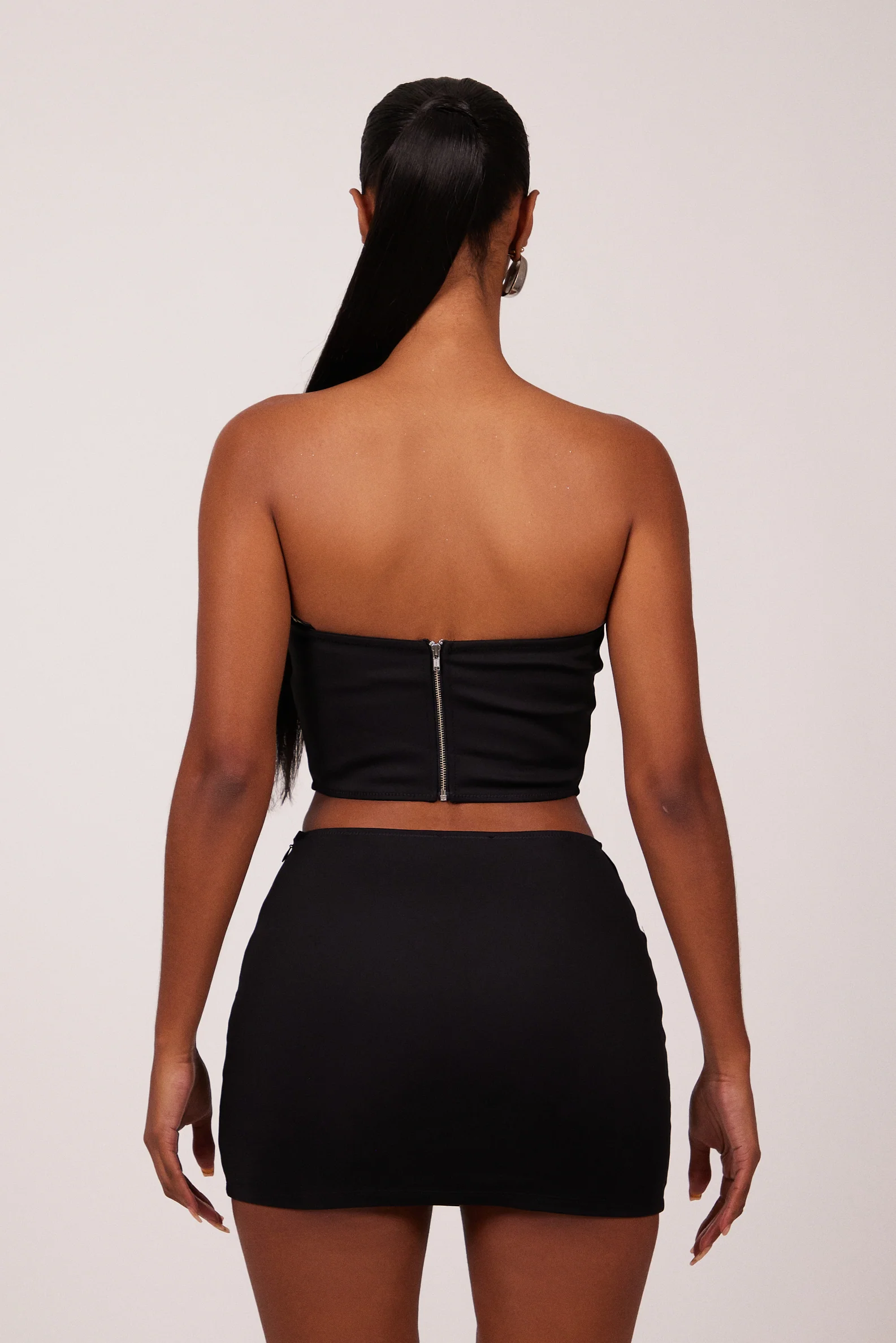 The Diamond Seam Set in Black