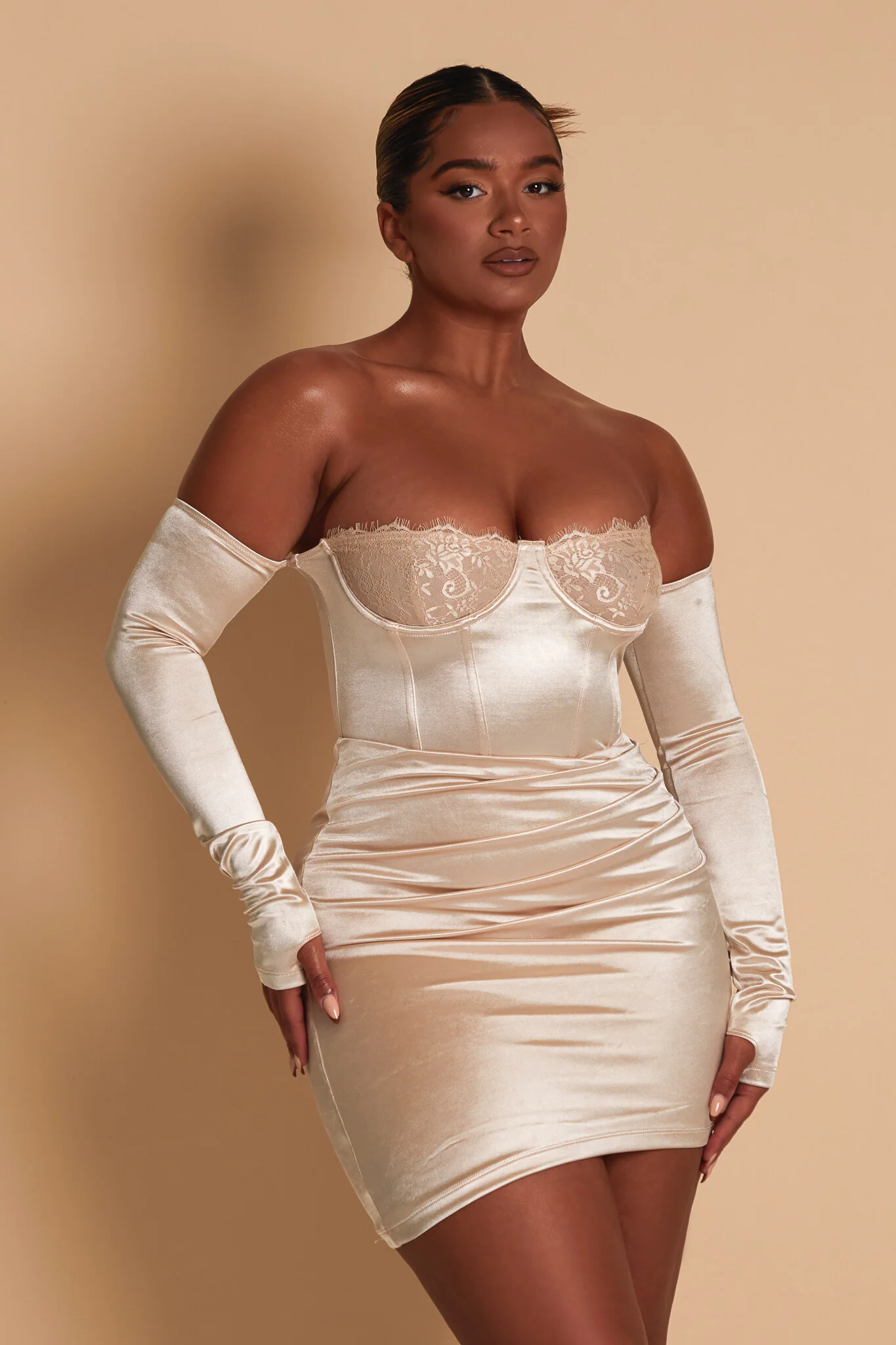 7861-cream-lace-cup-dress-3.webp Cream Lace Cup Dress