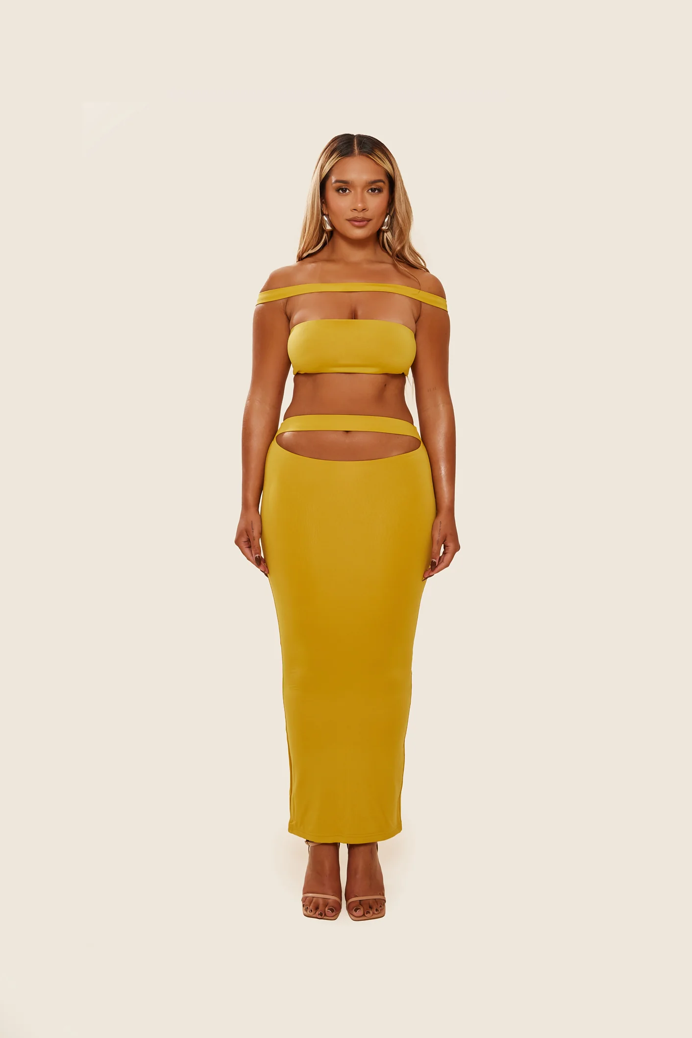 7897-the-off-shoulder-midaxi-set-in-mustard-1.webp The Off Shoulder Midaxi Set in Mustard