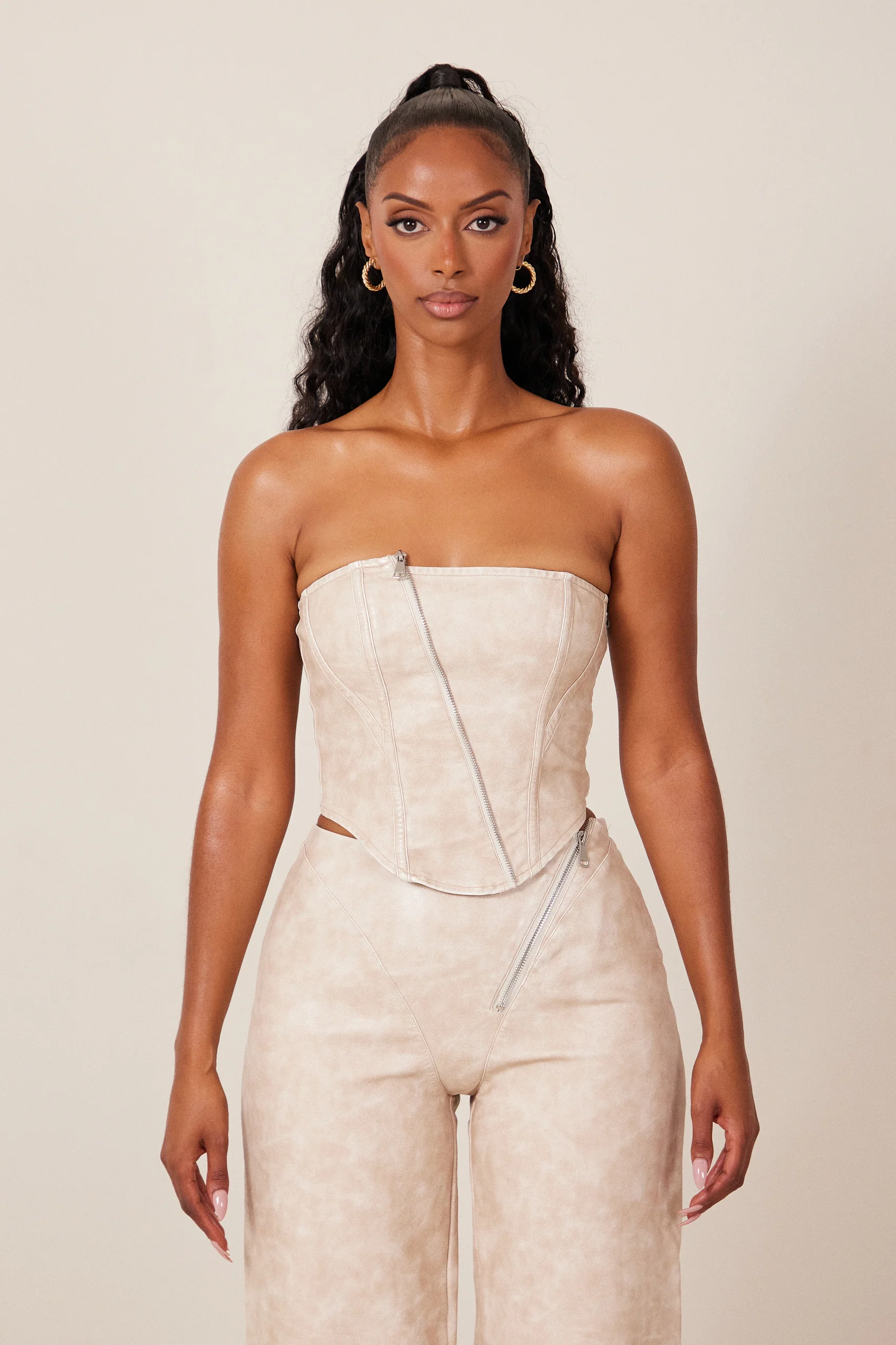 8199-the-georgina-set-corset-in-cream-2.webp The Georgina Set Corset in Cream