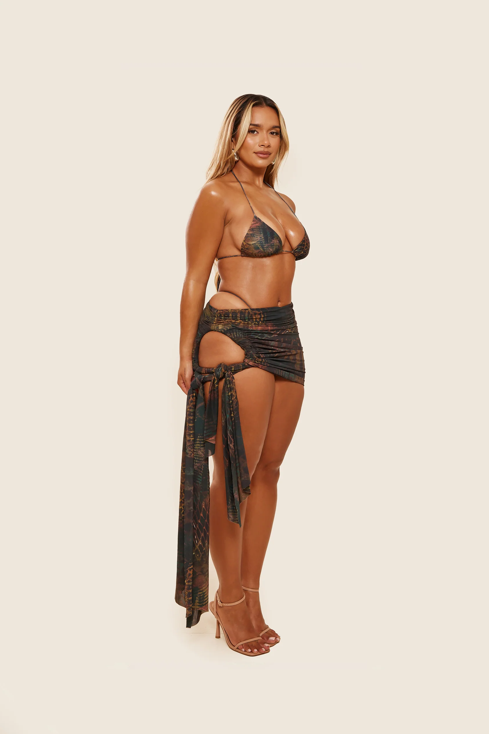 The Twist Coverup Skirt in Print
