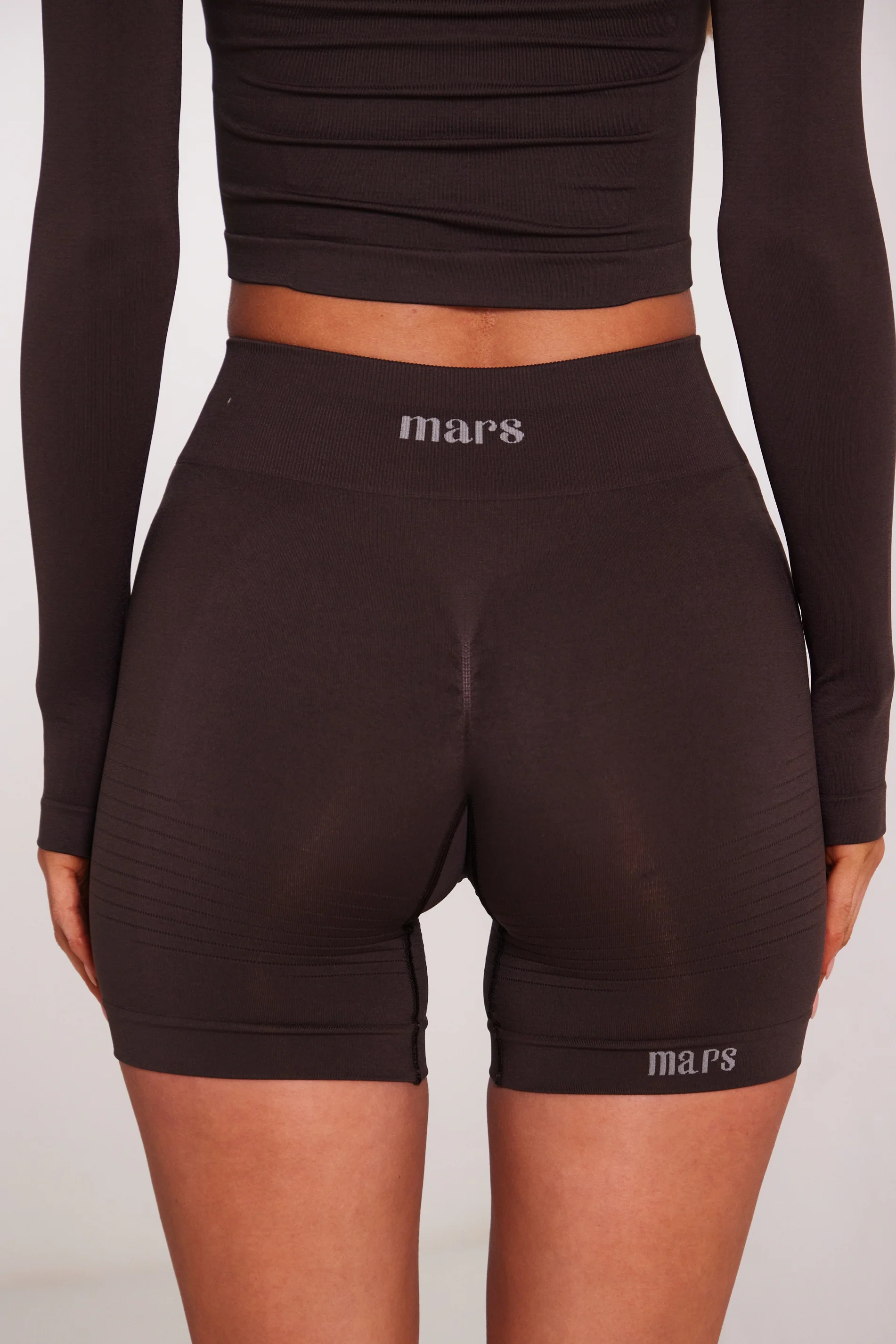 8993-the-mars-seamless-shorts-in-brown-2.webp The Mars Seamless Shorts in Brown