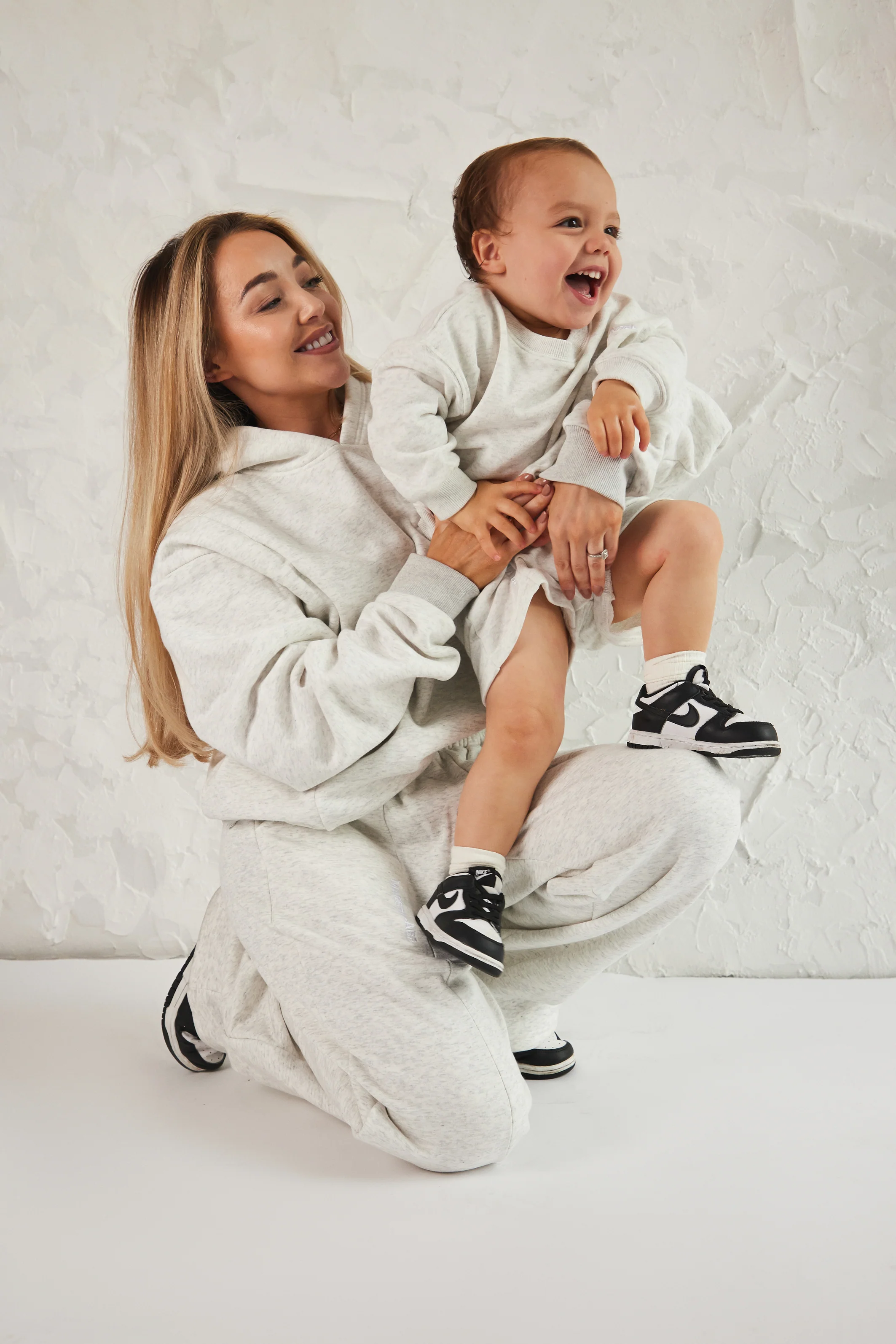 9235-the-kids-essentials-shorts-in-marl-grey-7.webp The Kids Essentials Shorts in Marl Grey